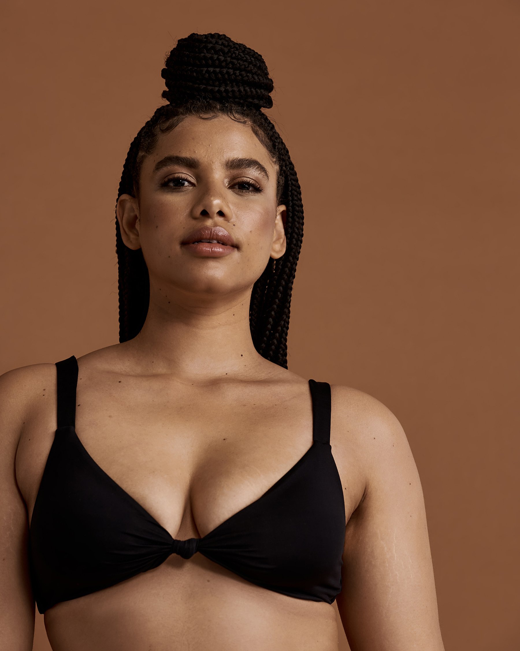 VITAMIN A Haut de bikini bralette Zuri ECOLUX Noir 110NT - Voir1