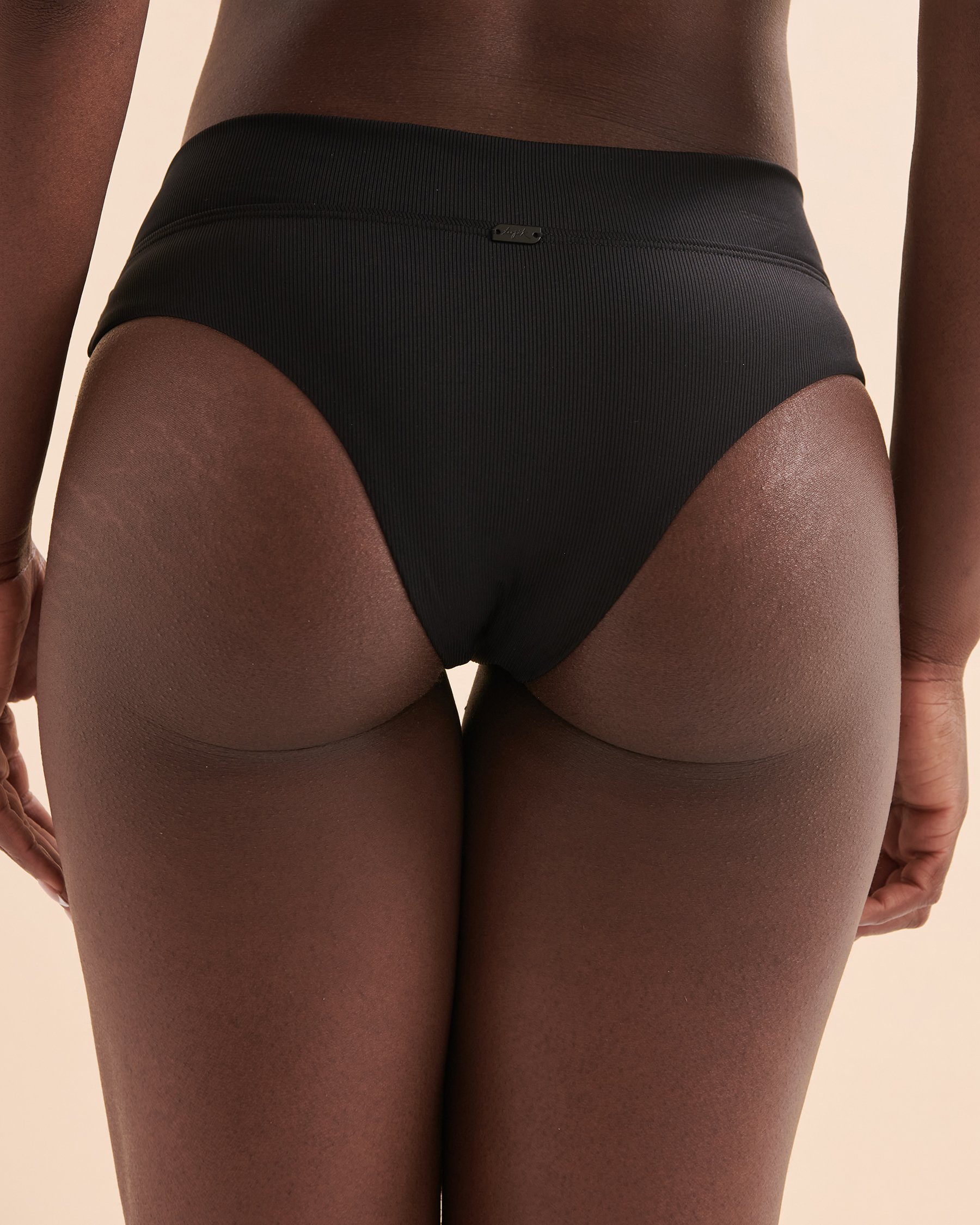 TROPIK Ribbed Thong Bikini Bottom Black 01300250 - View2