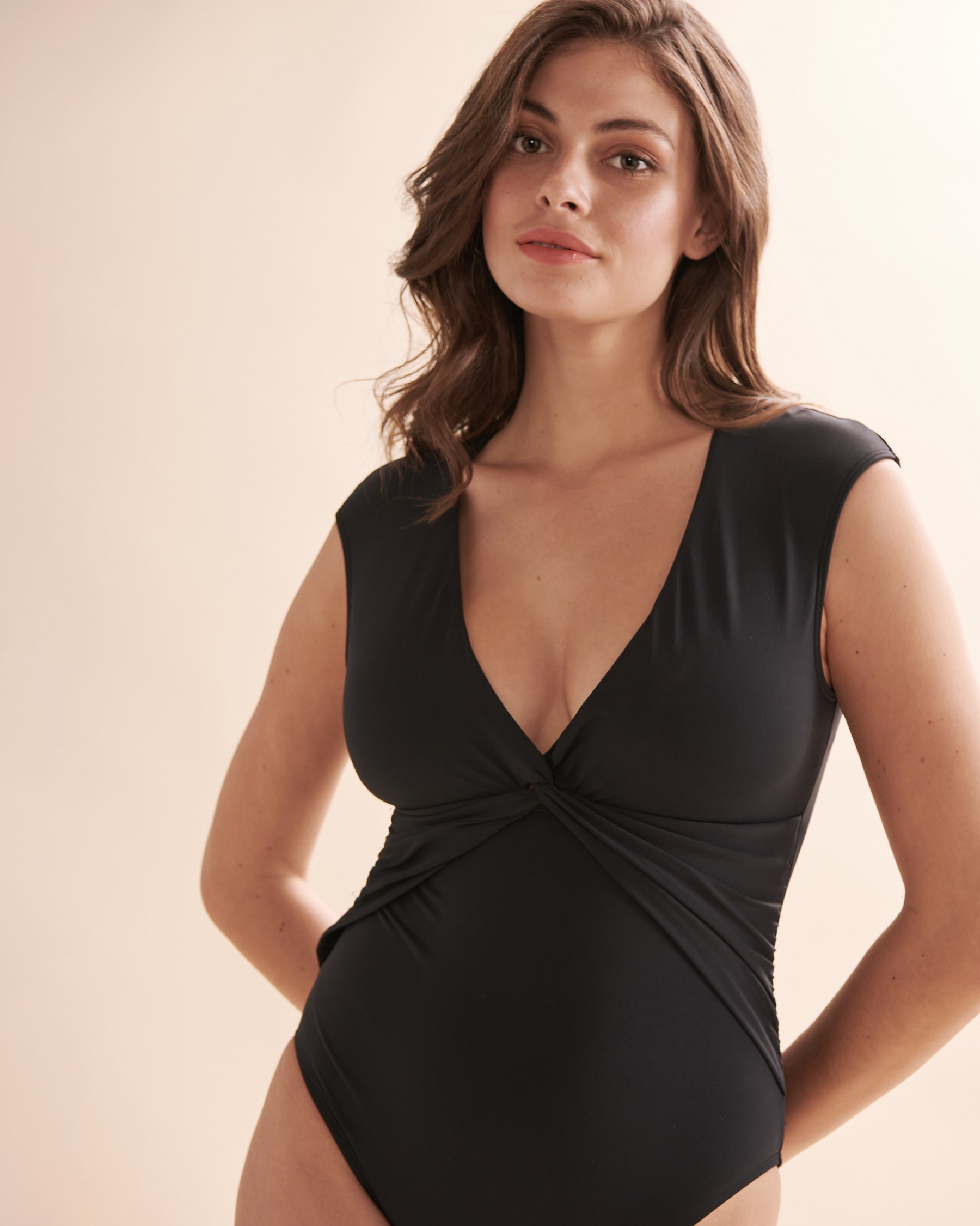 BLEU ROD BEATTIE Let's Get it Twisted Cap Sleeve One-piece Swimsuit Black RBLT23237H - View4
