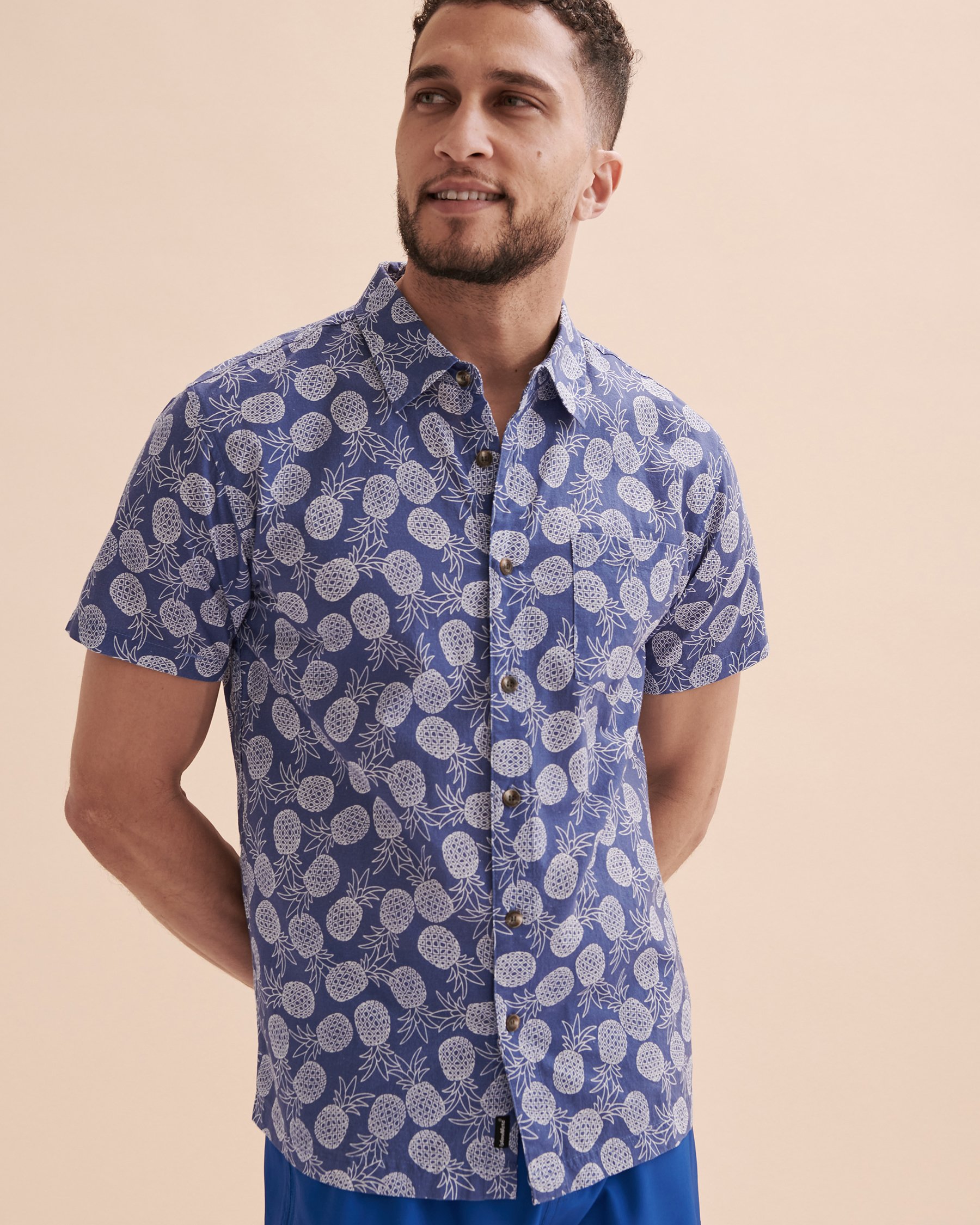 ISLANDHAZE Pineapple Short Sleeve Button-down Shirt Pineapple print MS322803 - View1