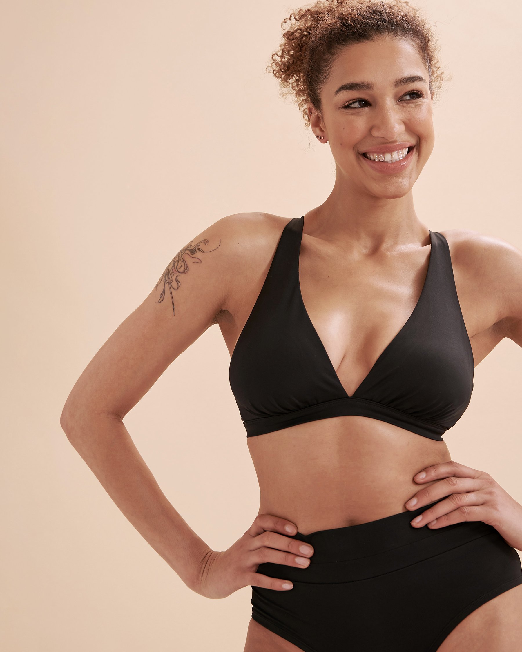SEATONIC Vita Contrast Triangle Bikini Top Black 01100192 - View5