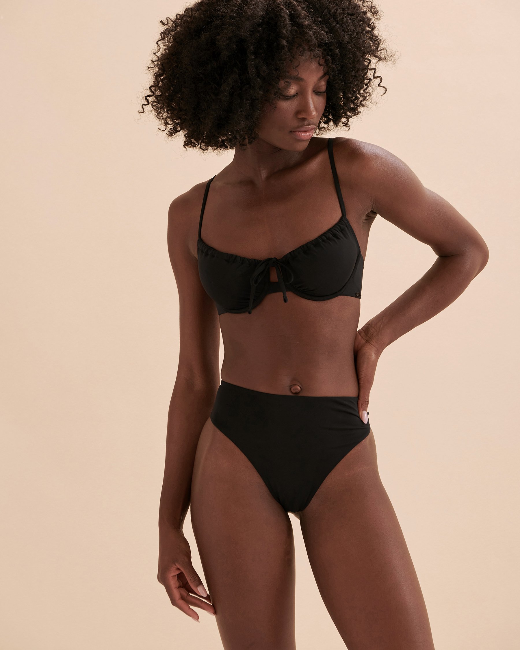 TROPIK Solid Thong Bikini Bottom Black 01300213 - View5