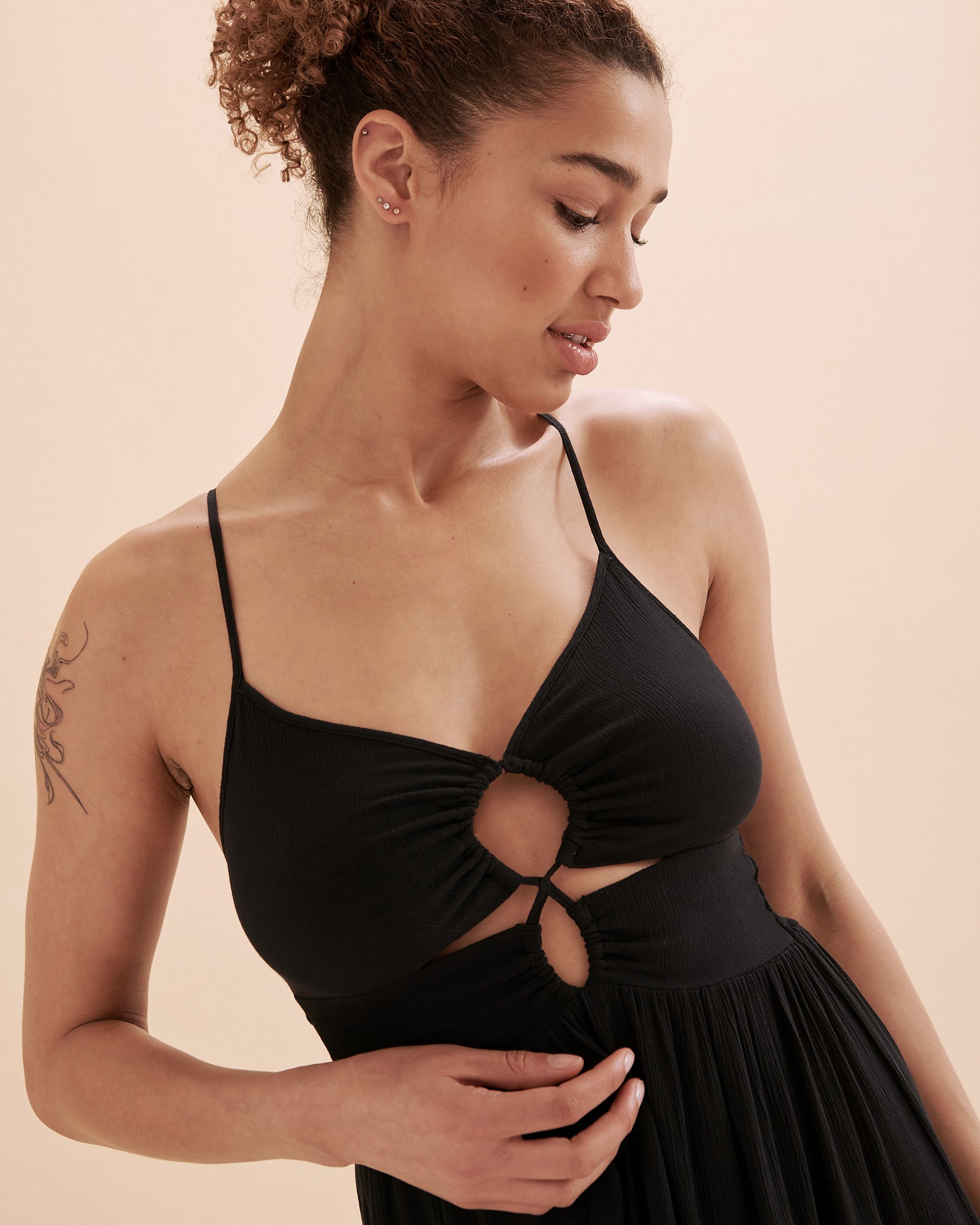 TROPIK Robe lacée mi-longue Noir 02300096 - Voir5