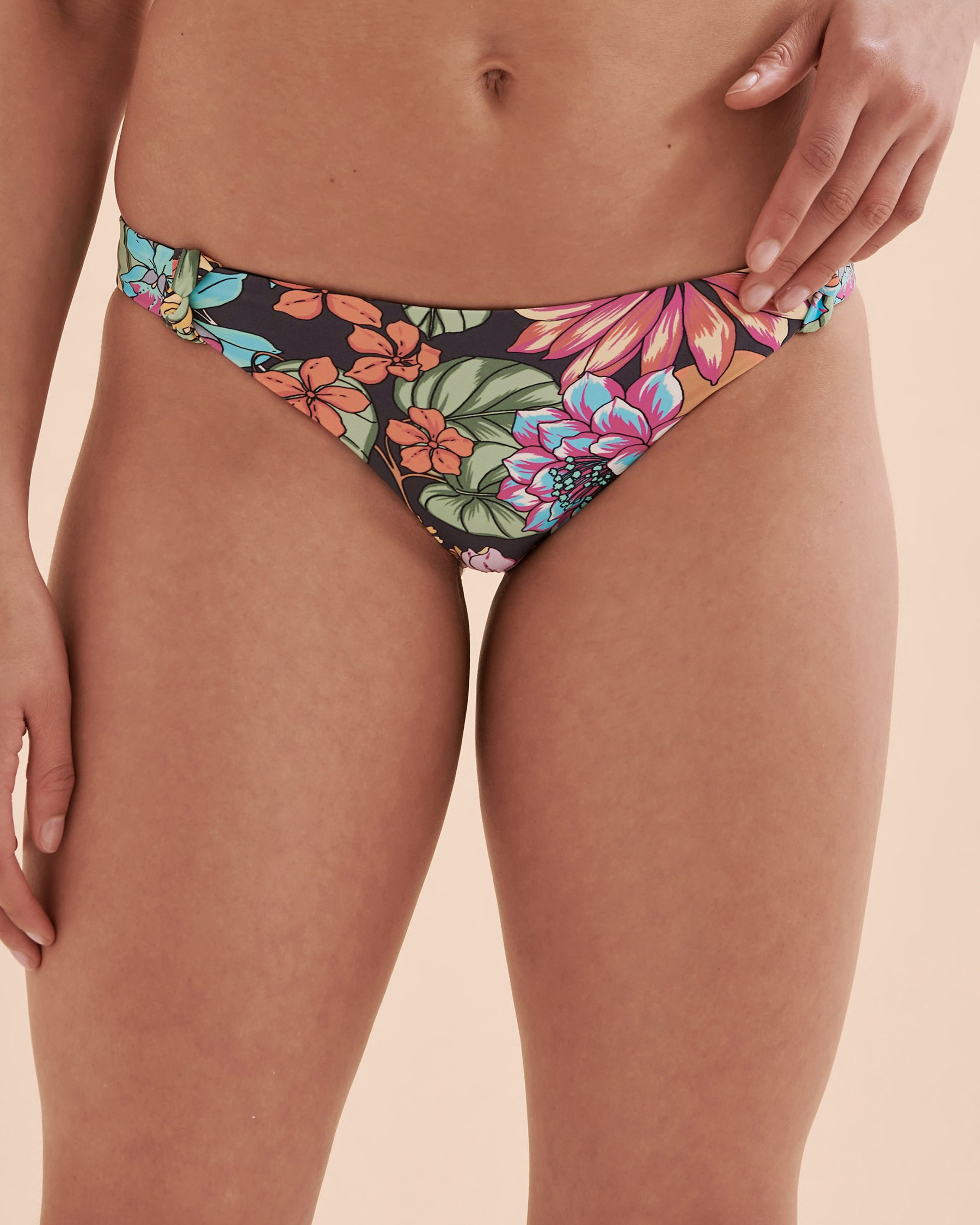 O'NEILL Reina Tropical Low Rise Bikini Bottom Tropical flowers and stripes SU3474006B - View1