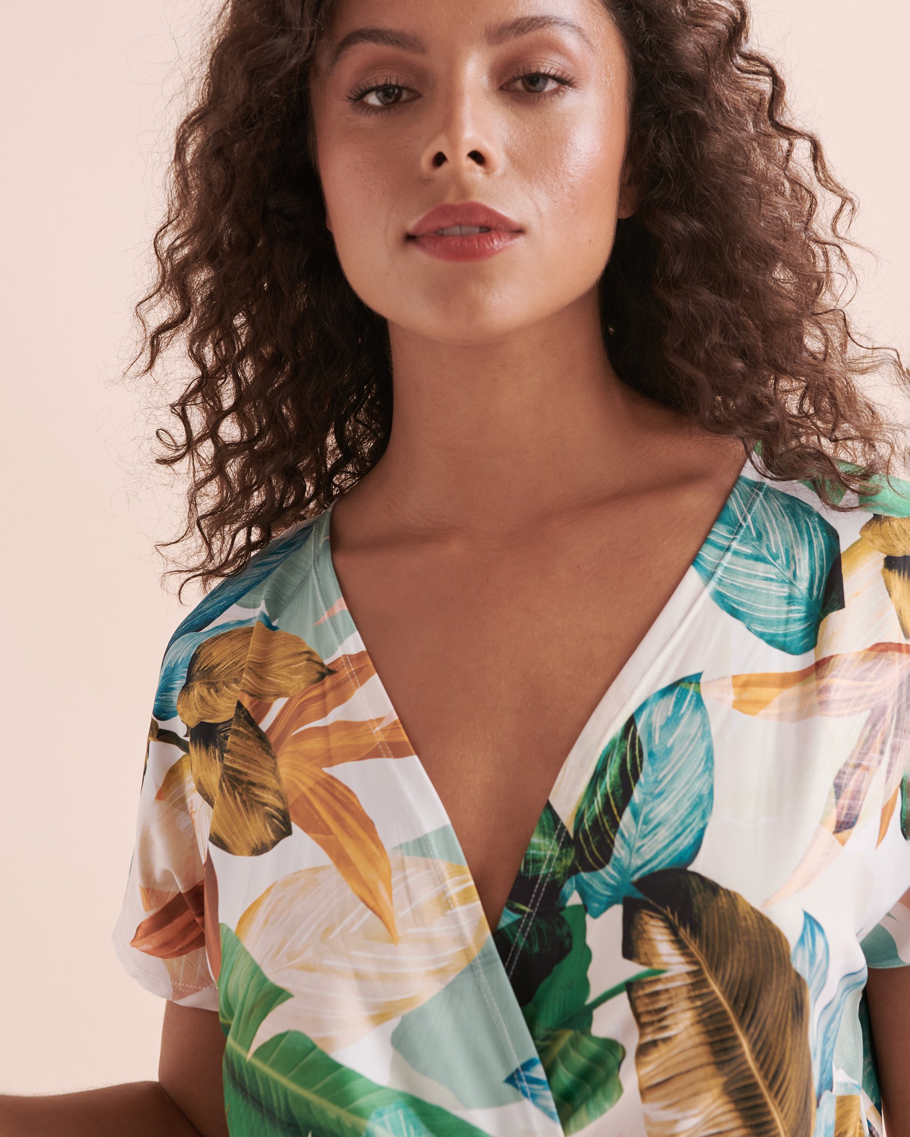 EVERYDAY SUNDAY Robe courte cache-coeur Pacific Jungle Imprimé tropical ESBEAW03858 - Voir3