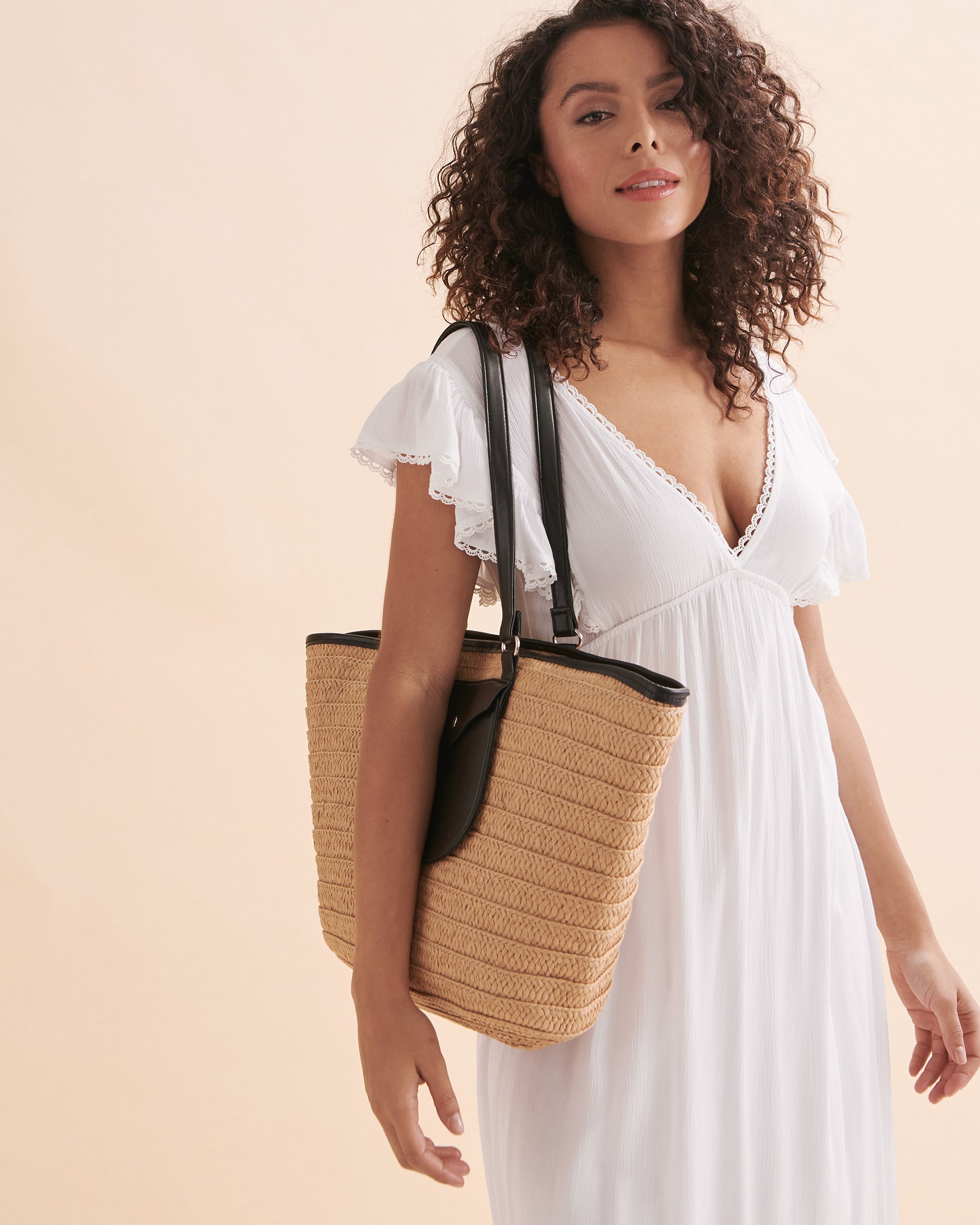 CASABAWA IMPORTS INC Beach Bag Black & Straw NB3-55 - View1