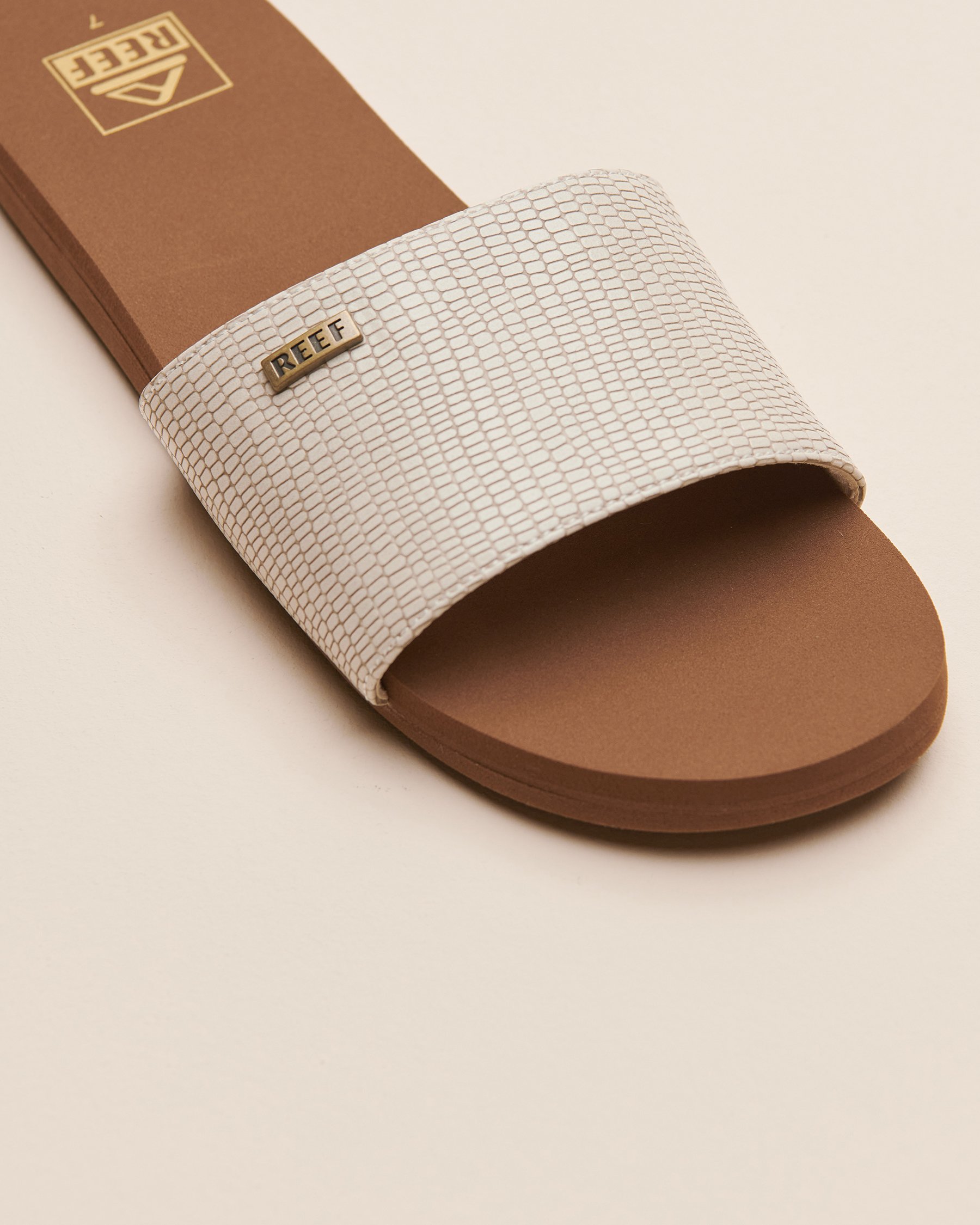 REEF Bliss Nights Slide White CJ0256 - View3