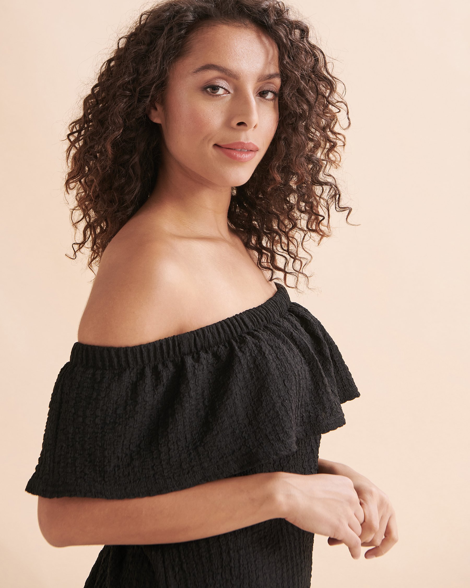 COVER ME Pebble Beach Off-the-Shoulder Short Dress Black 24050875 - View3