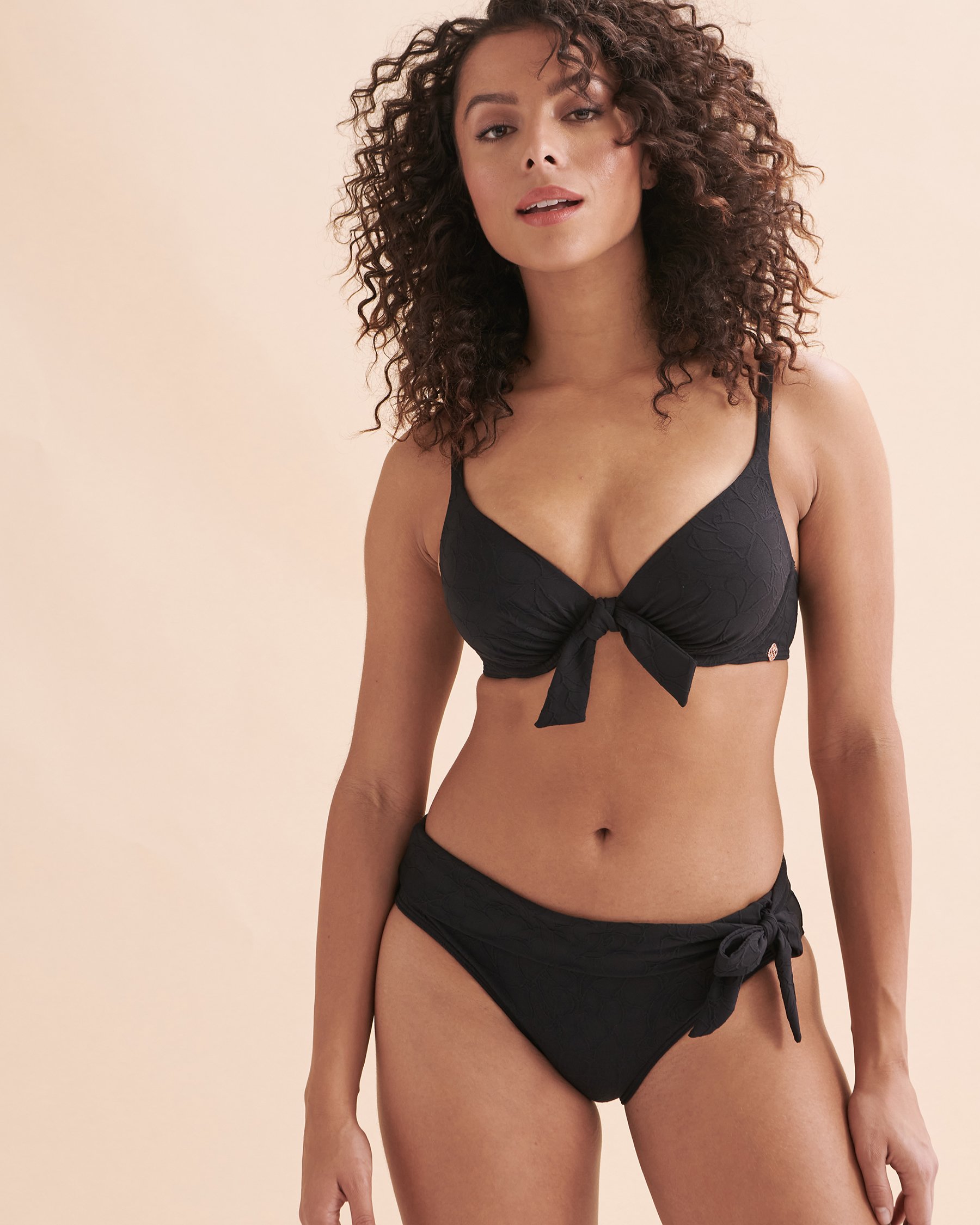 TURQUOISE COUTURE Textured Push-up Bikini Top Black 01100249 - View4