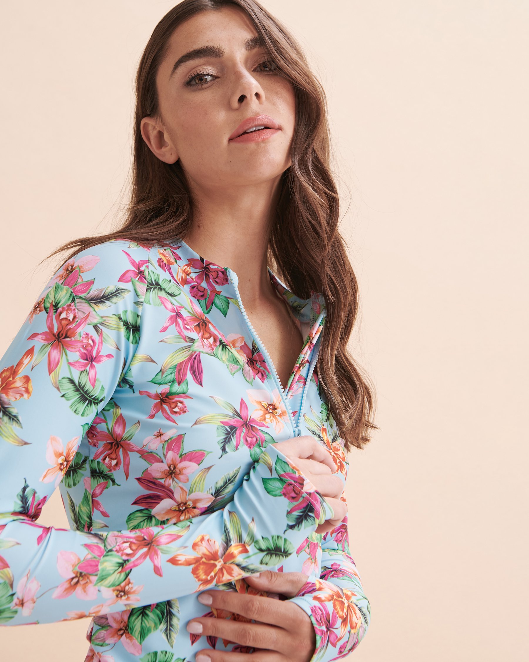 QUINTSOUL Sign of the Times Long Sleeve Rashguard Blue Floral Q24179057 - View4