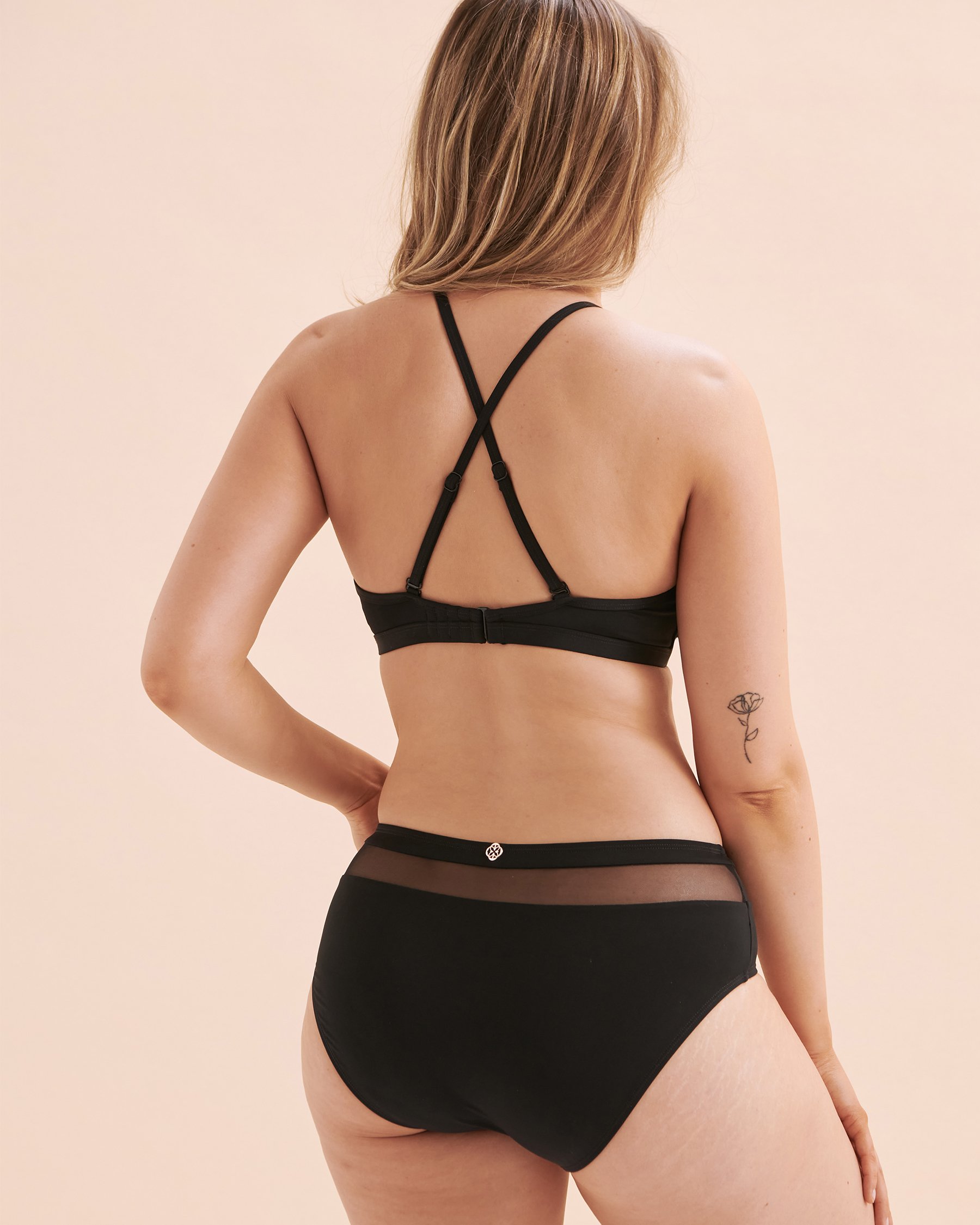 TURQUOISE COUTURE Haut de bikini encolure haute à insertions de résille Noir 01100281 - View7