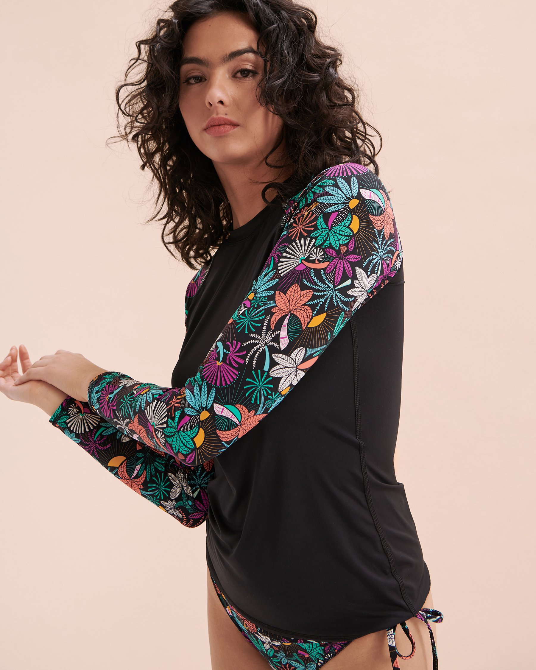 EIDON Sand & Sea Parker Long Sleeve Rashguard Black Tropical 35254597 - View4