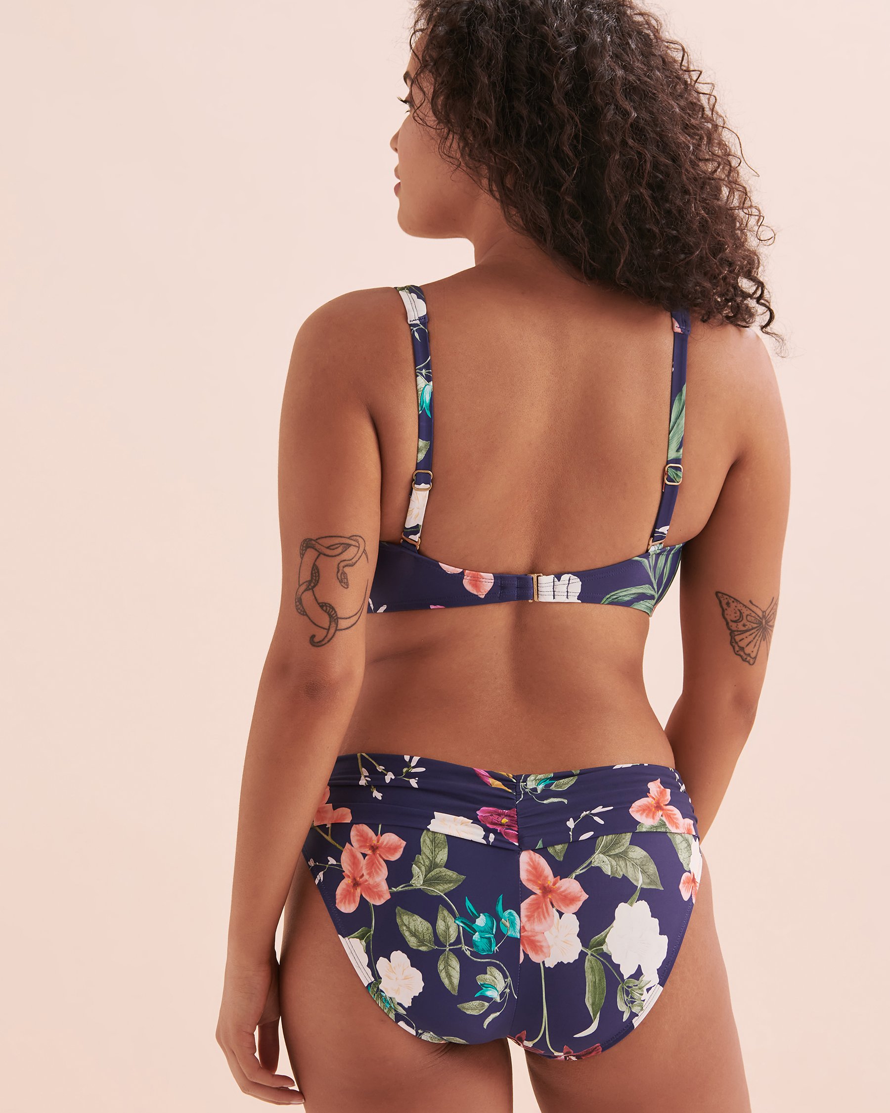 JANTZEN Haut de bikini plongeant Vera Floral Fantasy Floral bleu foncé JZ24260B - Voir2