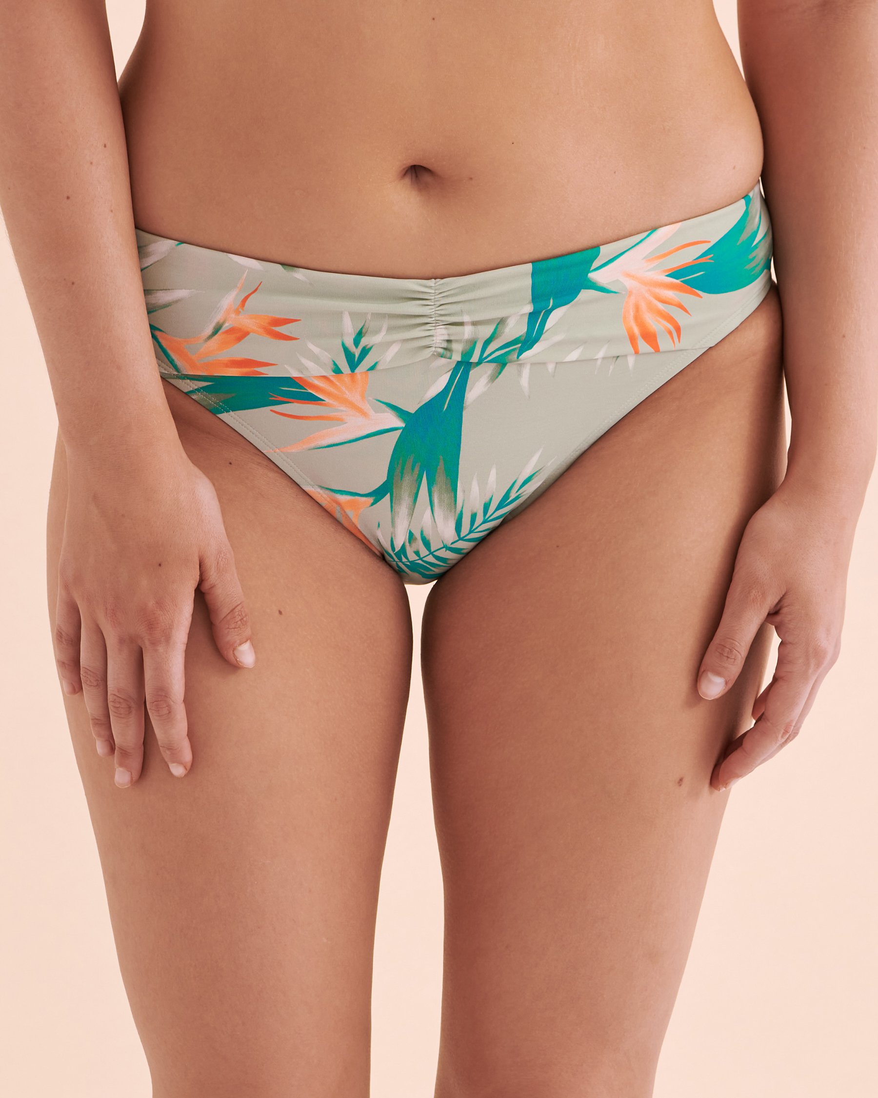 TURQUOISE COUTURE Bas de bikini bande de taille pliée Sage Paradise Imprimé sauge tropicale 01300320 - View4