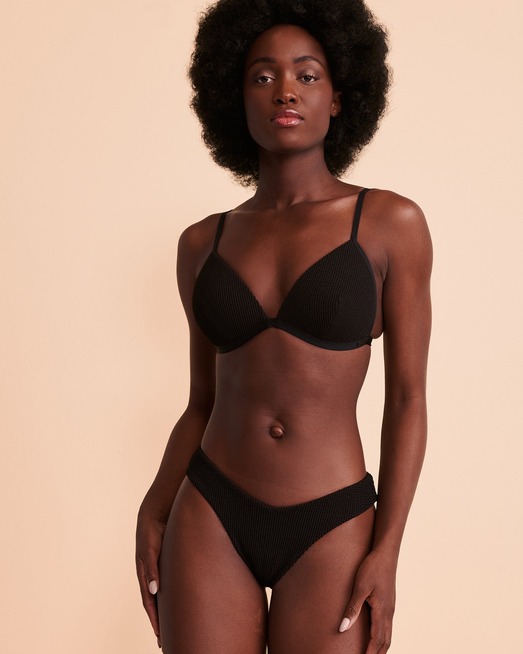 TROPIK TEXTURED Triangle Bikini Top Black 01100077 - View1