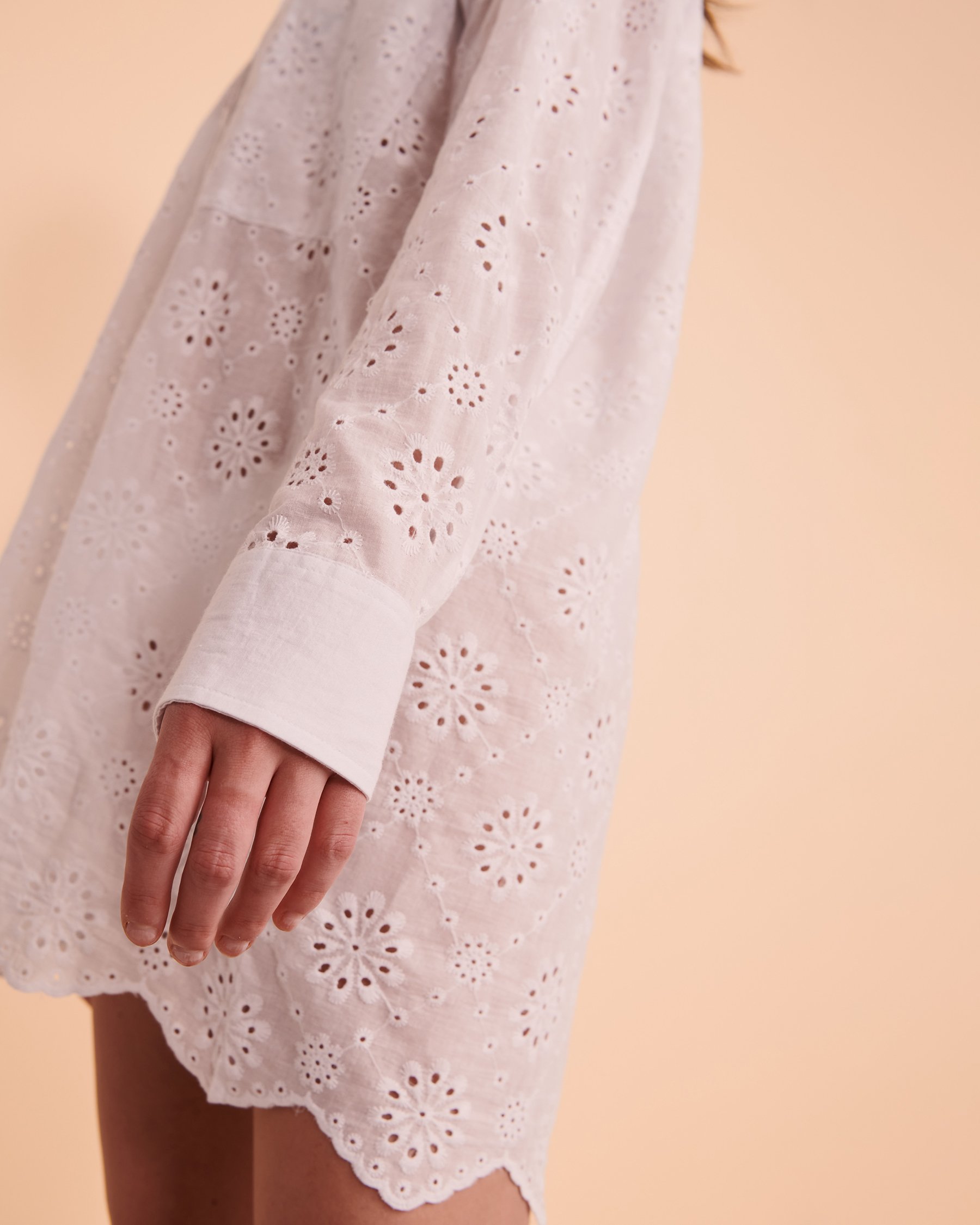 SANTEMARE Eyelet Detail Oversized Shirt White 02300049 - View4