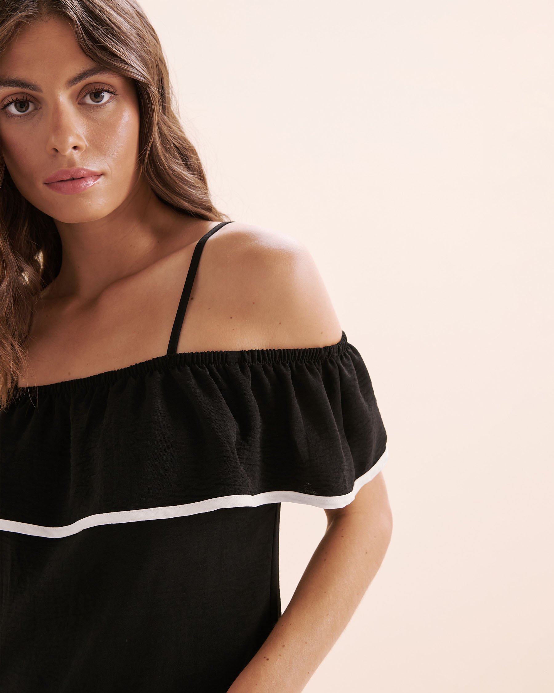 COVER ME Robe courte Melrose Flo Noir 26022576 - View3