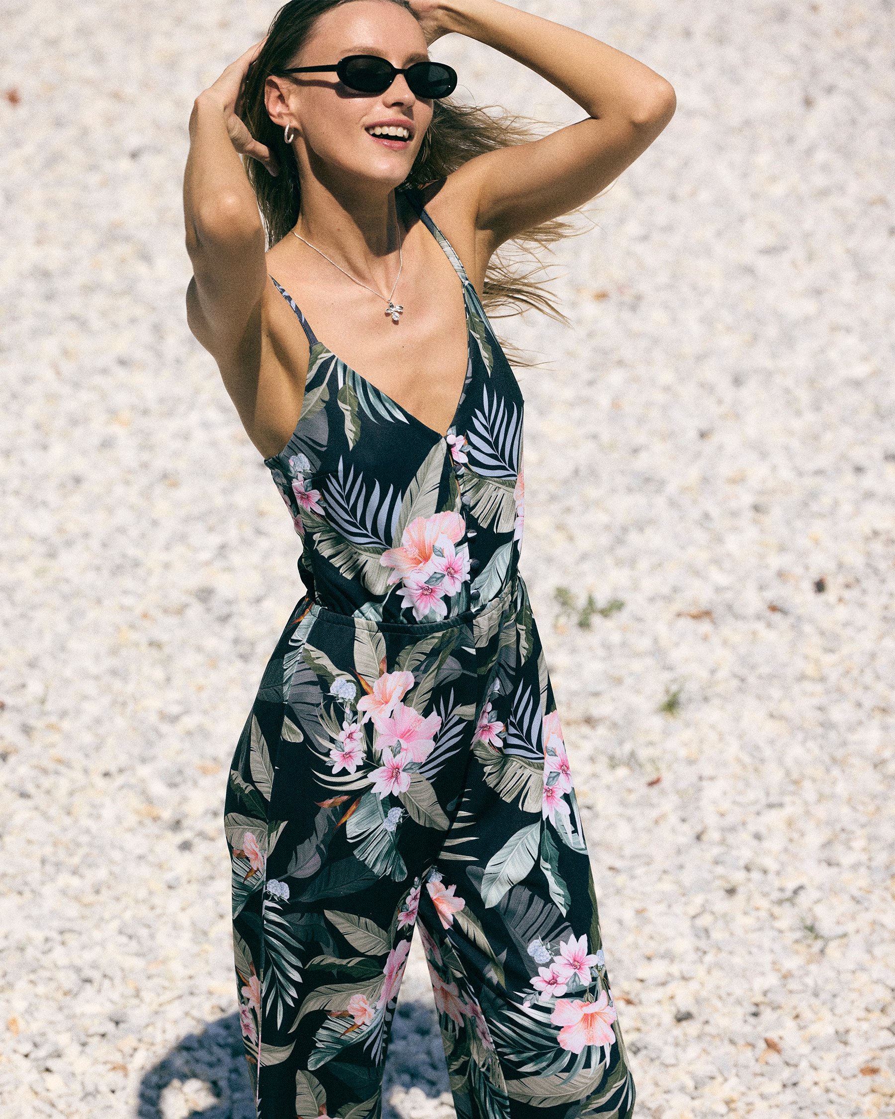 EVERYDAY SUNDAY Coastal Heaven  Cami Jumpsuit Black, green, pink ESBEAW05855 EVERYDAY SUNDAY Coastal Heaven  Cami Jumpsuit Black, green, pink ESBEAW05855 - View3