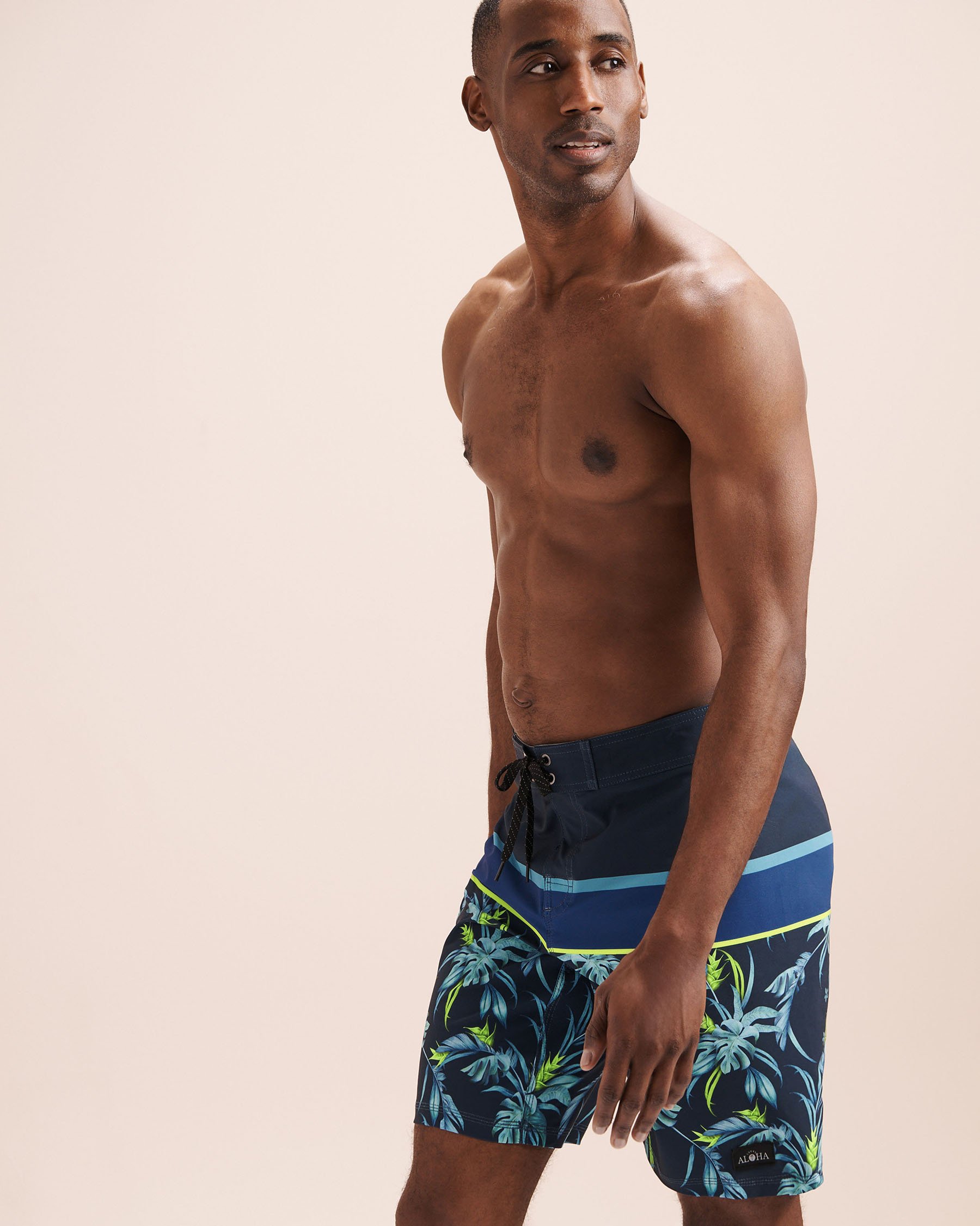 LUCKY ALOHA Silhouette A Boardshort Swimsuit Black CAL-D04-083C - View4