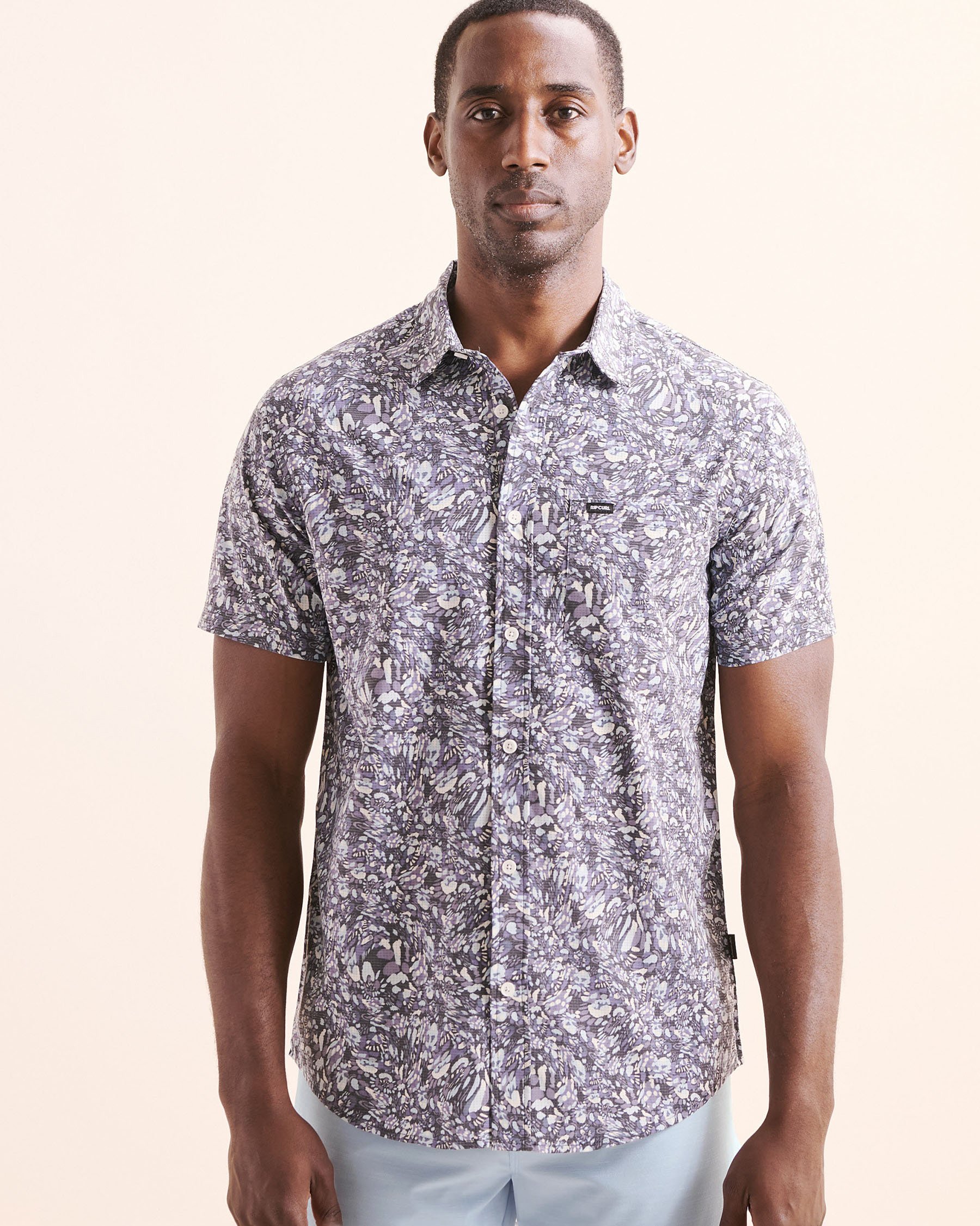 RIP CURL Chemise à manches courtes Aerotech Fun Times Bleu et blanc 05GMSH RIP CURL Chemise à manches courtes Aerotech Fun Times Bleu et blanc 05GMSH - Voir4