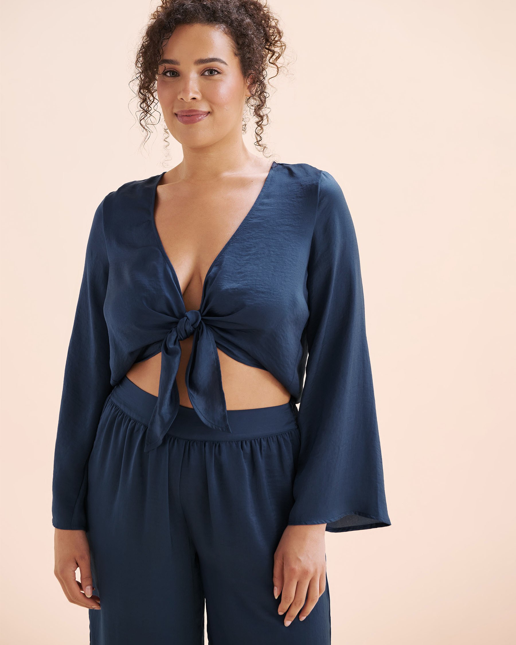 SANTEMARE Haut en satin Bleu marine 02100040 SANTEMARE Haut en satin Bleu marine 02100040 - View1