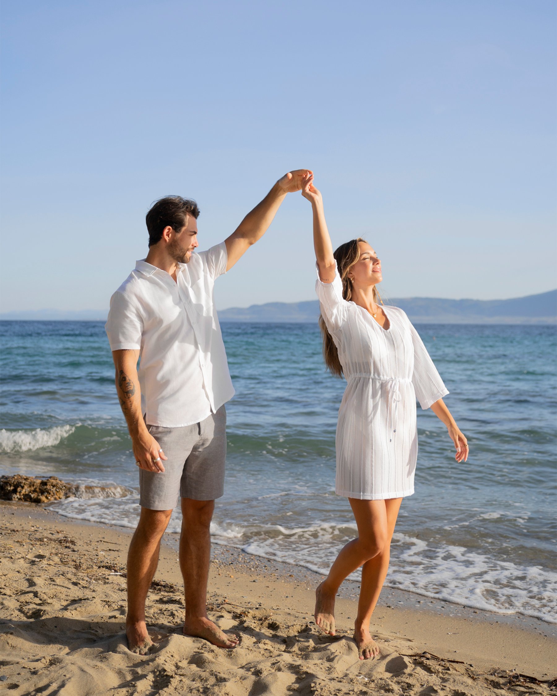 OFF THE BEACH Long Sleeve Crochet Tunic White 02400042 - View5