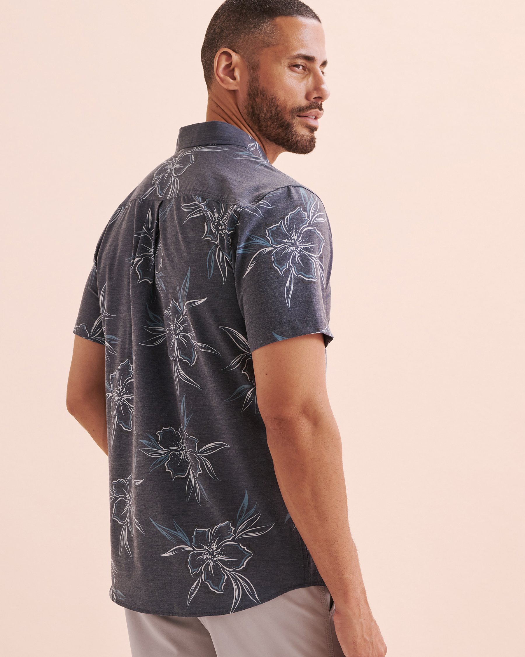 O'NEILL Trvlr UPF Traverse Short Sleeve Shirt Navy Blue SP4104100 - View2