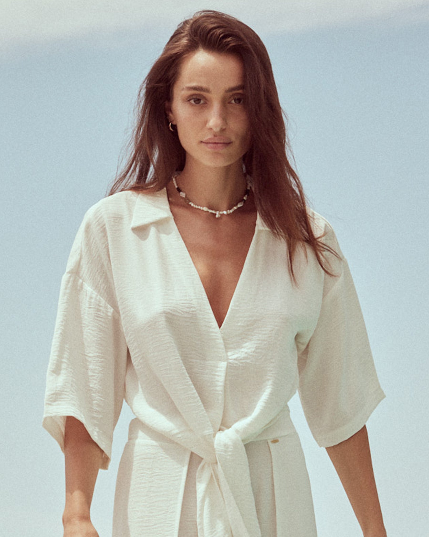 EVERYDAY SUNDAY Chemise de plage manches courtes nouée Blanc cassé ESBEAW04173 - Voir1