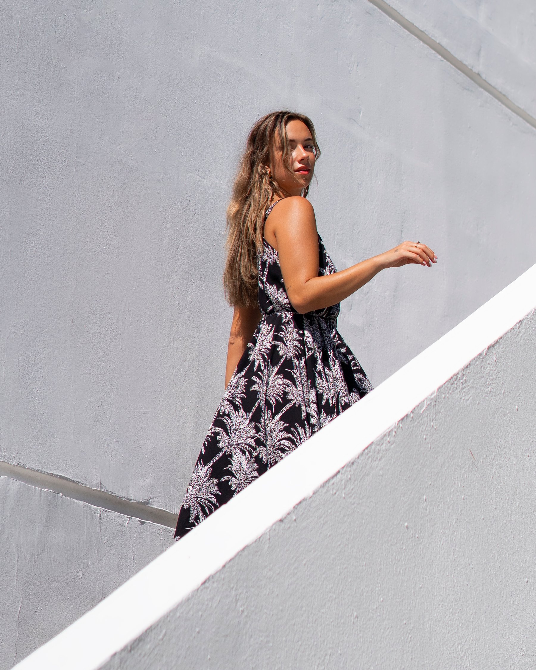 OFF THE BEACH Palm Tree Long Sleeveless Dress Black palm tree 02300148 - View3