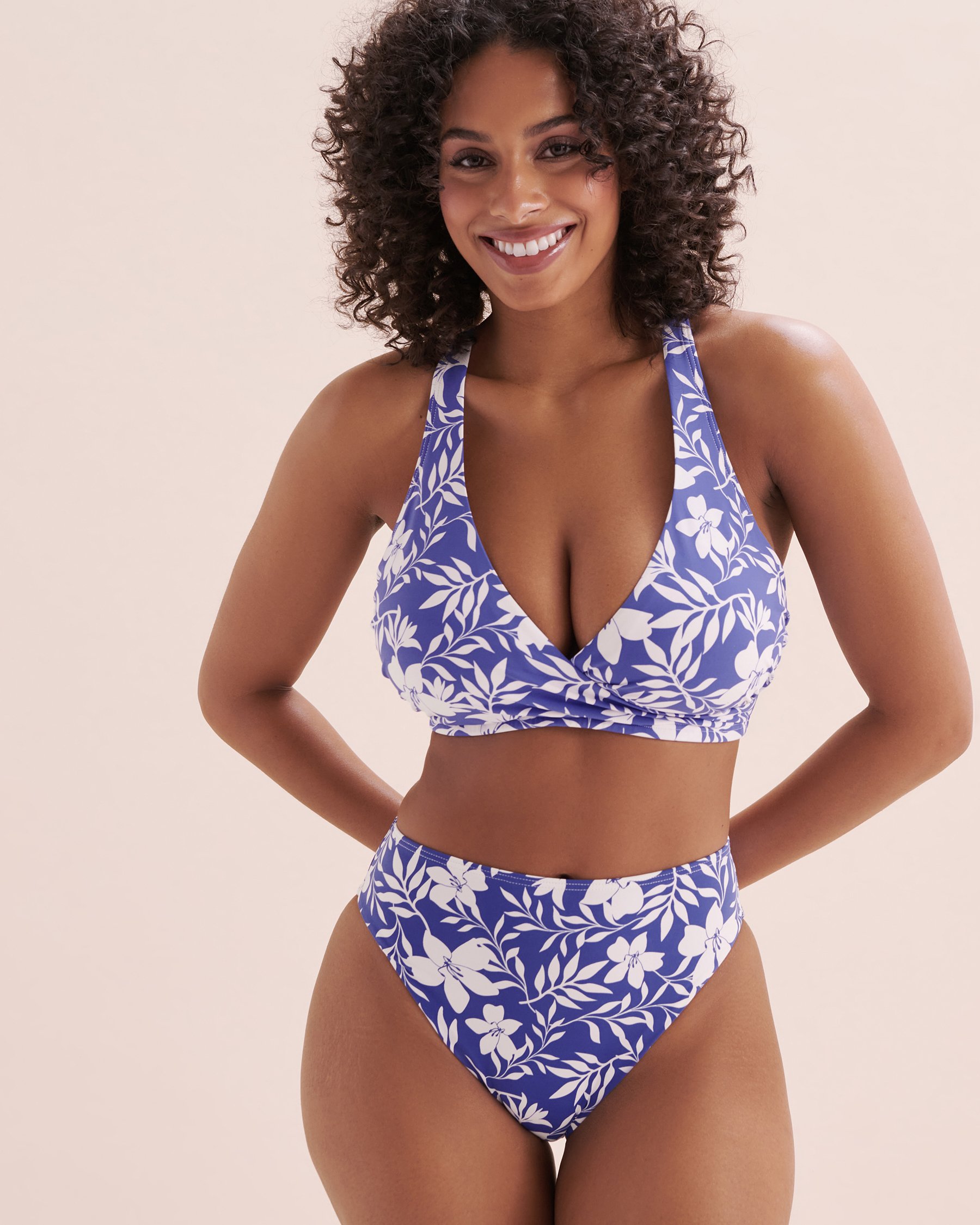 EAU DE SEA Haut de bikini bralette bonnet D Blue Coastal Bleu côtier et blanc 01200092 - Voir1