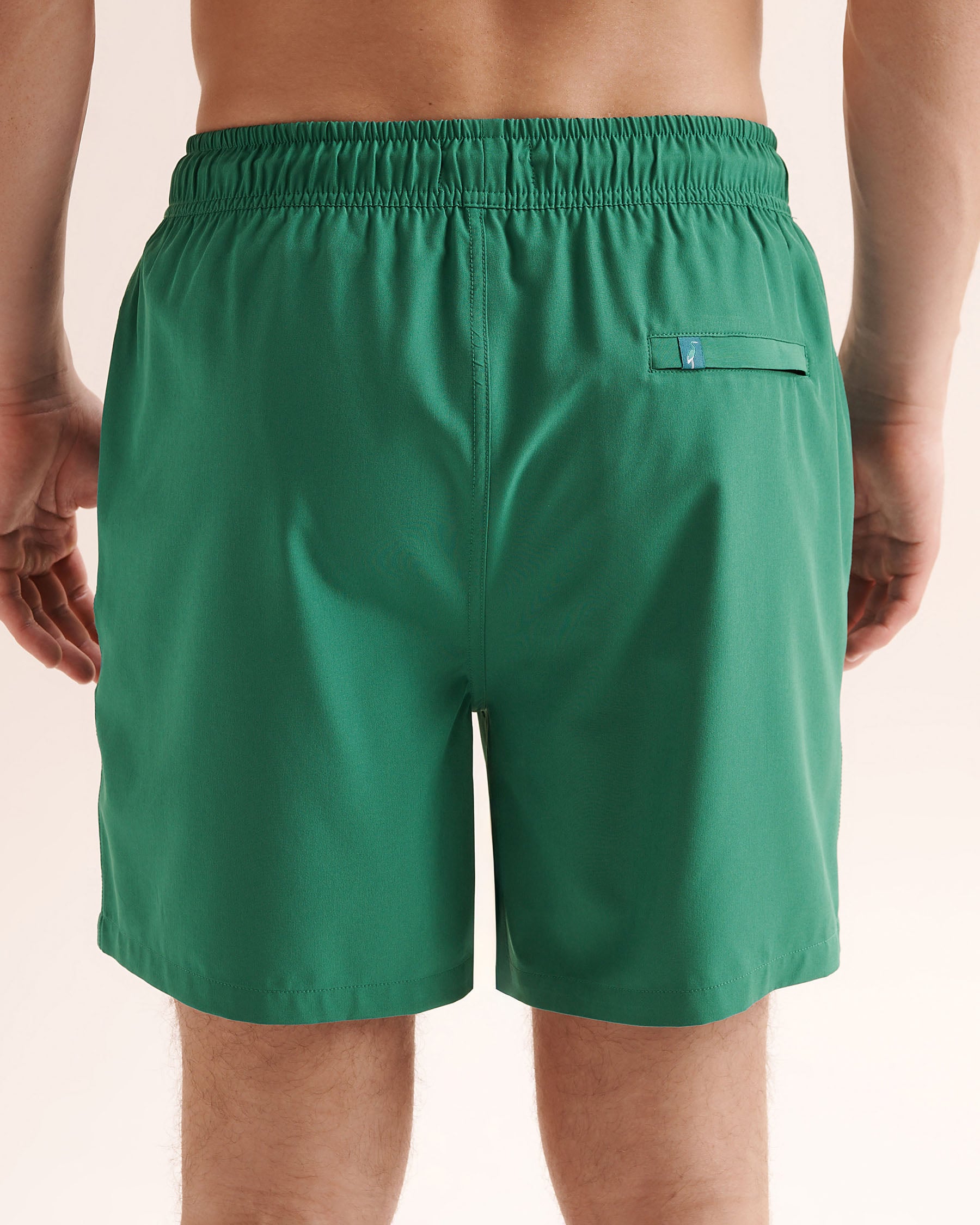 SHORELINE SEVEN Maillot volley 6'' avec doublure de compression Vert gazon 03100086 - View2