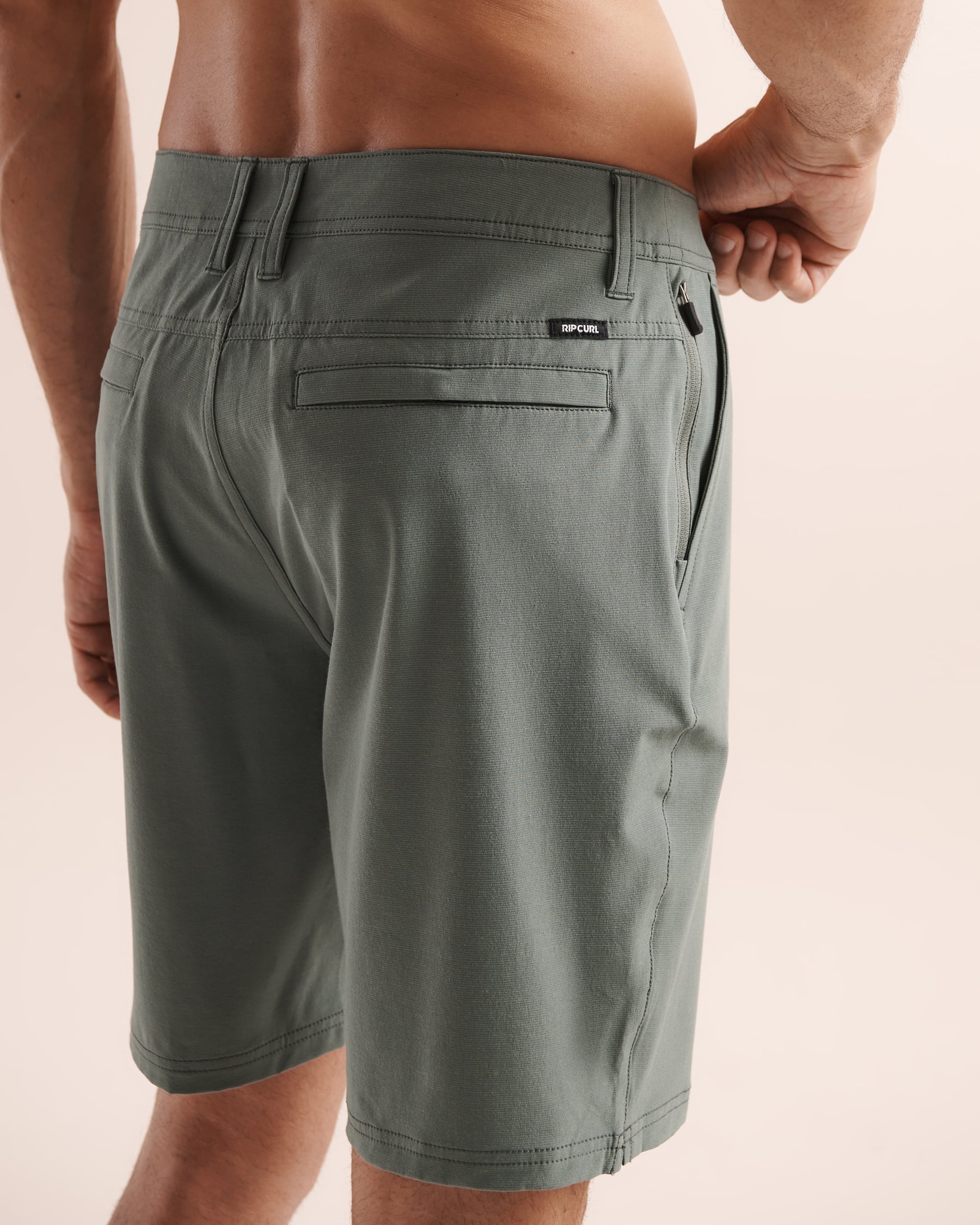 RIP CURL Phase Nineteen 19" Boardwalk Hybrid Short Green 02ZMWS - View4