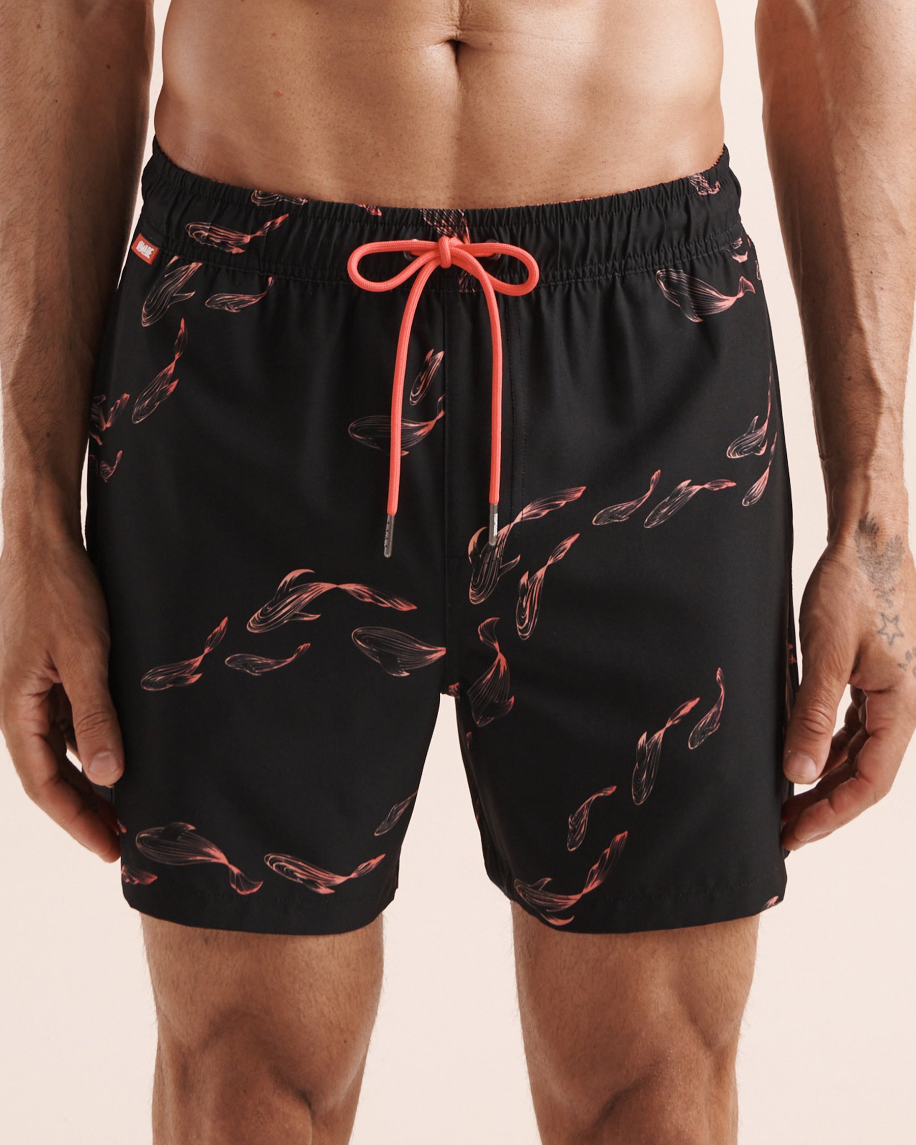 HAMABE Fish Print 4.5'' Volley Swimsuit With Brief Liner Black and red 03100092 - View1