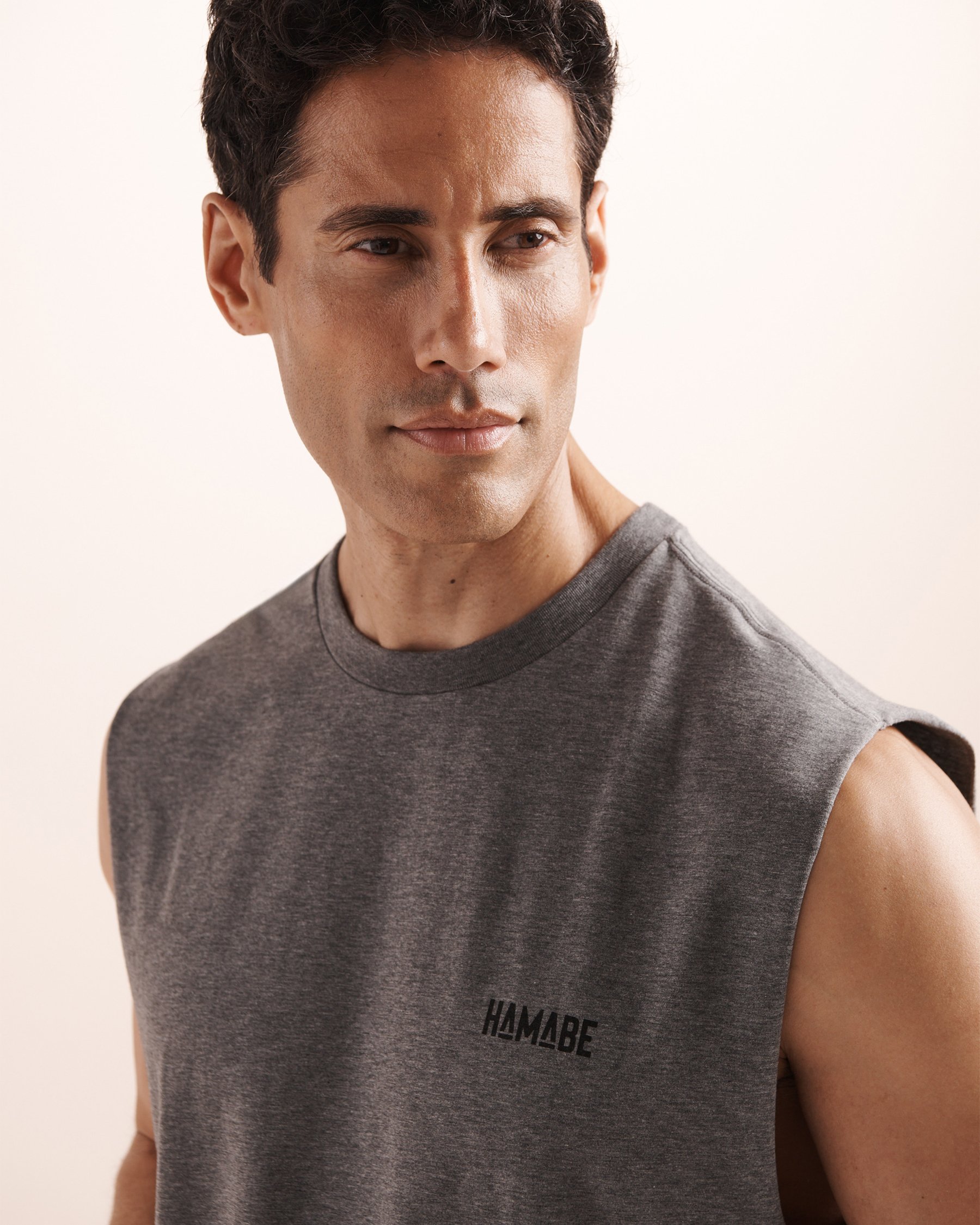 HAMABE Foliage Signature Print Muscle Tank Top Grey and black 04100080 - View3