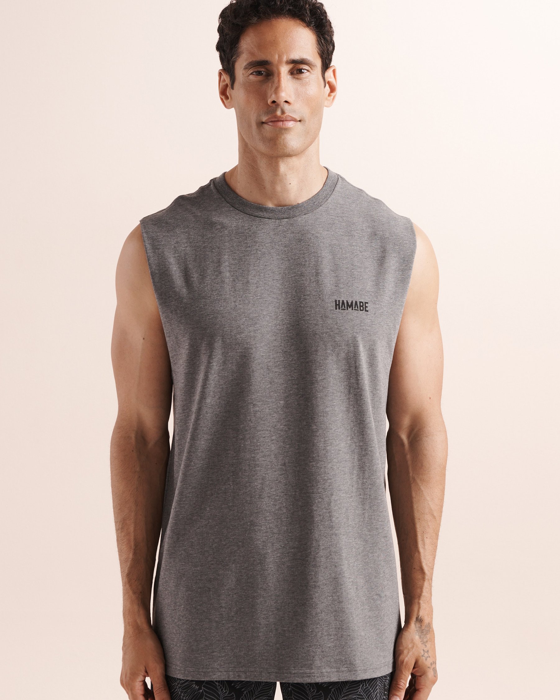 HAMABE Foliage Signature Print Muscle Tank Top Grey and black 04100080 - View4