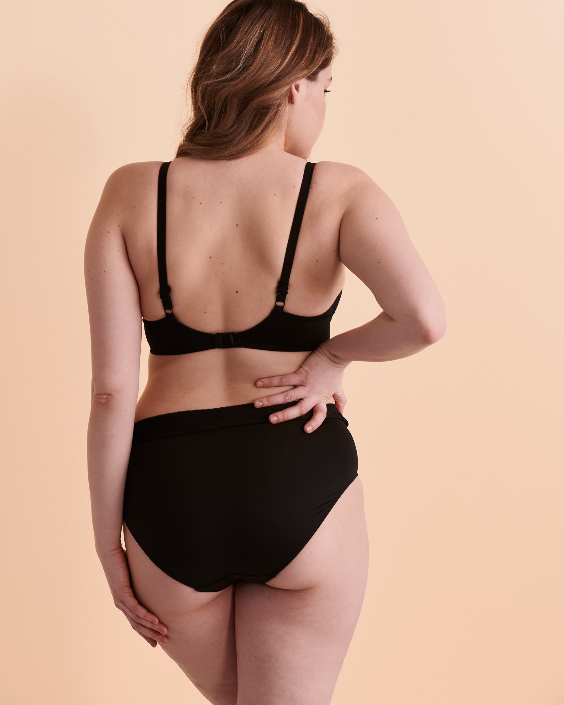 FANTASIE Haut de bikini plongeant bonnet D OTTAWA Noir FS6355. - Voir3