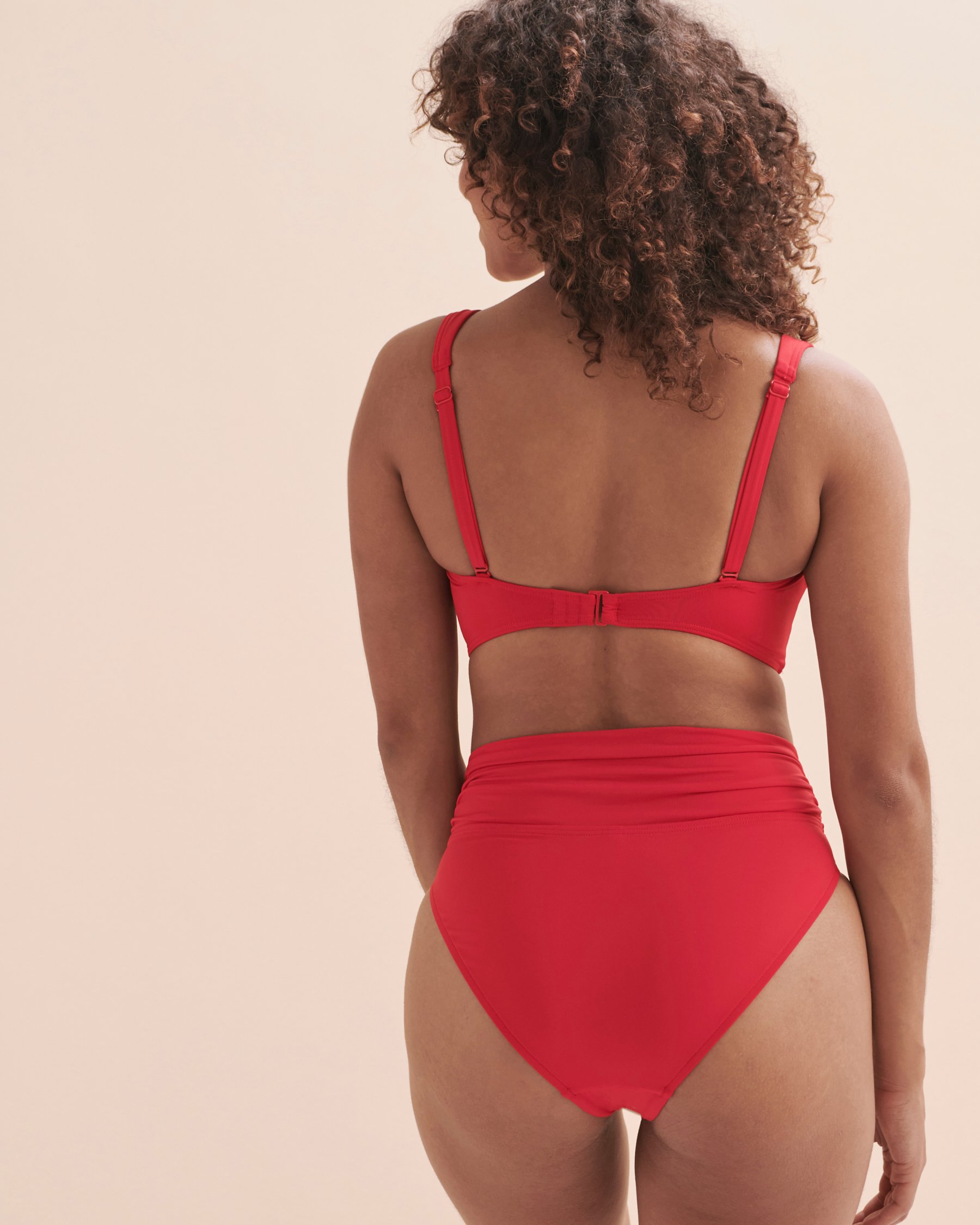 SEA LEVEL Haut de bikini triangle croisé Essentials Eco Rouge SL3110ECO - View5