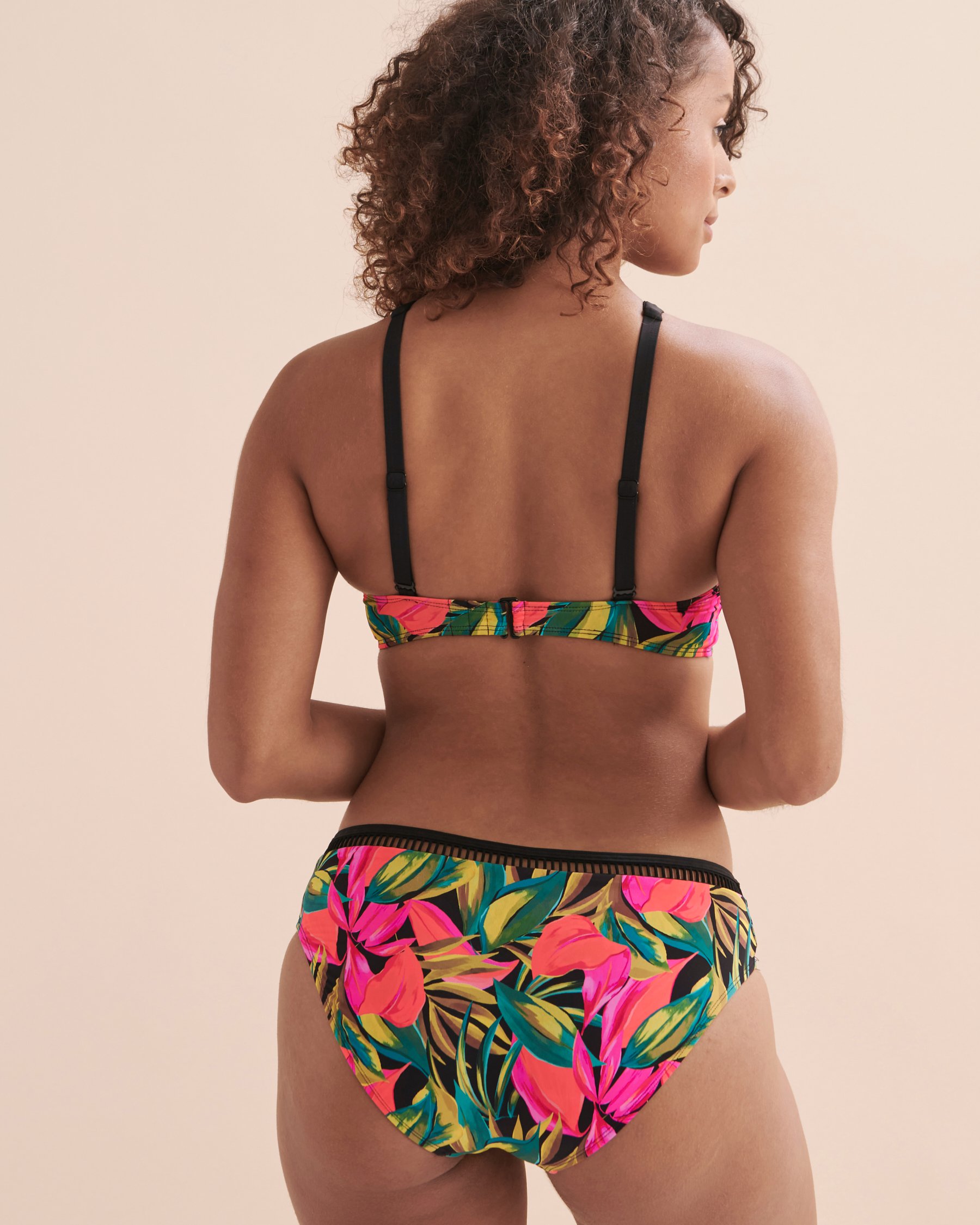 SKYE Haut de bikini encolure haute Castaway Tropical noir SK756172 - Voir8