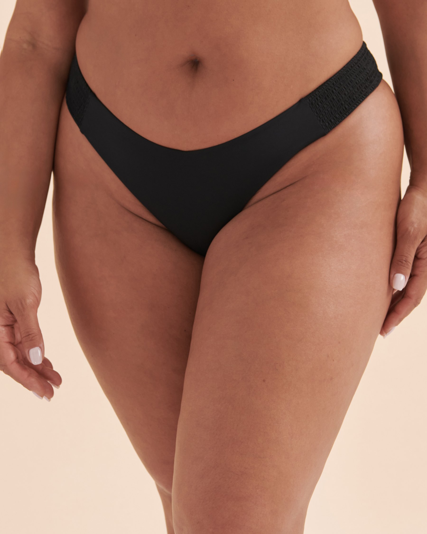 TROPIK Solid Thong Bikini Bottom Black 01300237 - View6