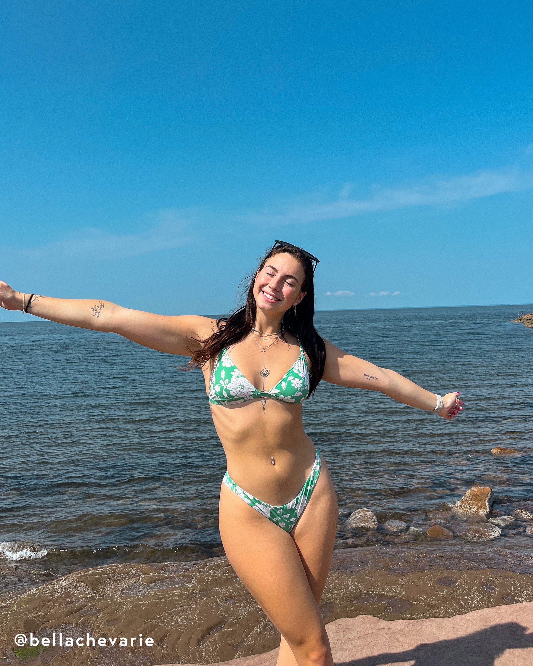 BILLABONG Field the day Triangle Bikini Top Floral ABJX300746 - View1