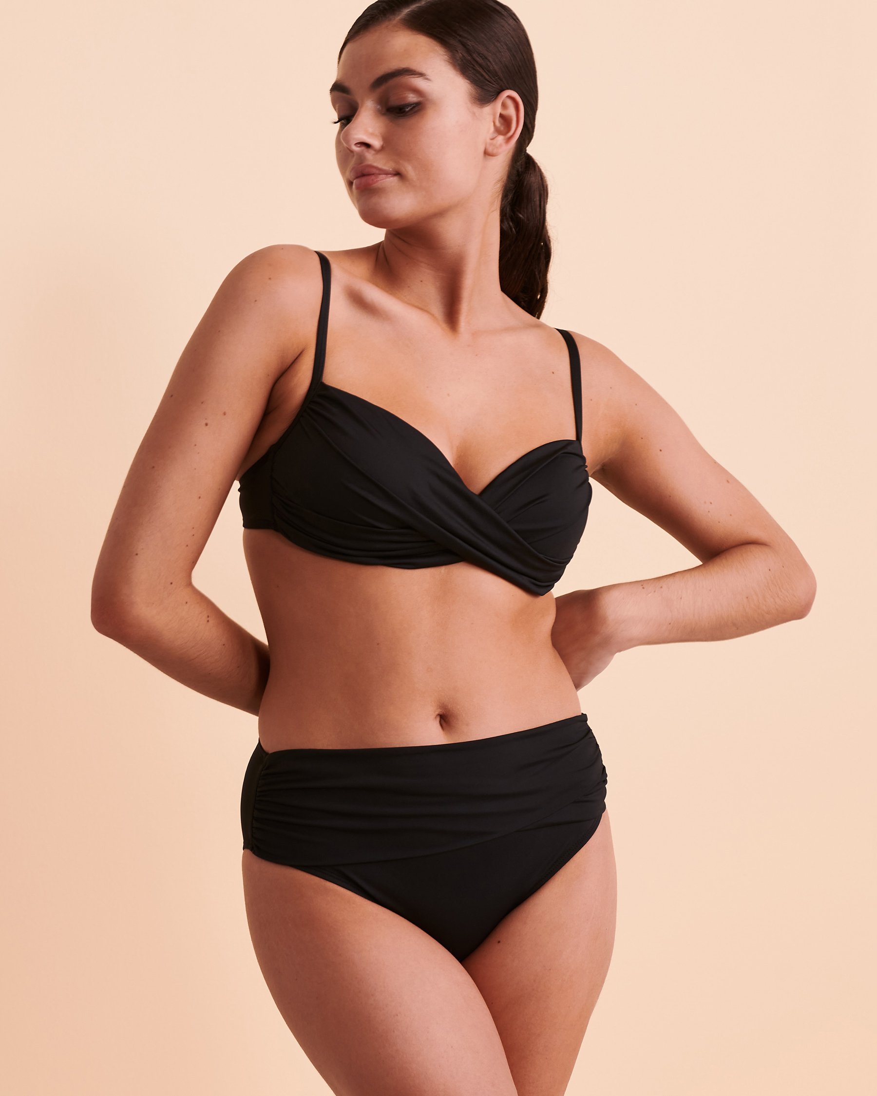 LA BLANCA Haut de bikini plongeant ISLAND GODDESS Noir LB2IG71 - View1