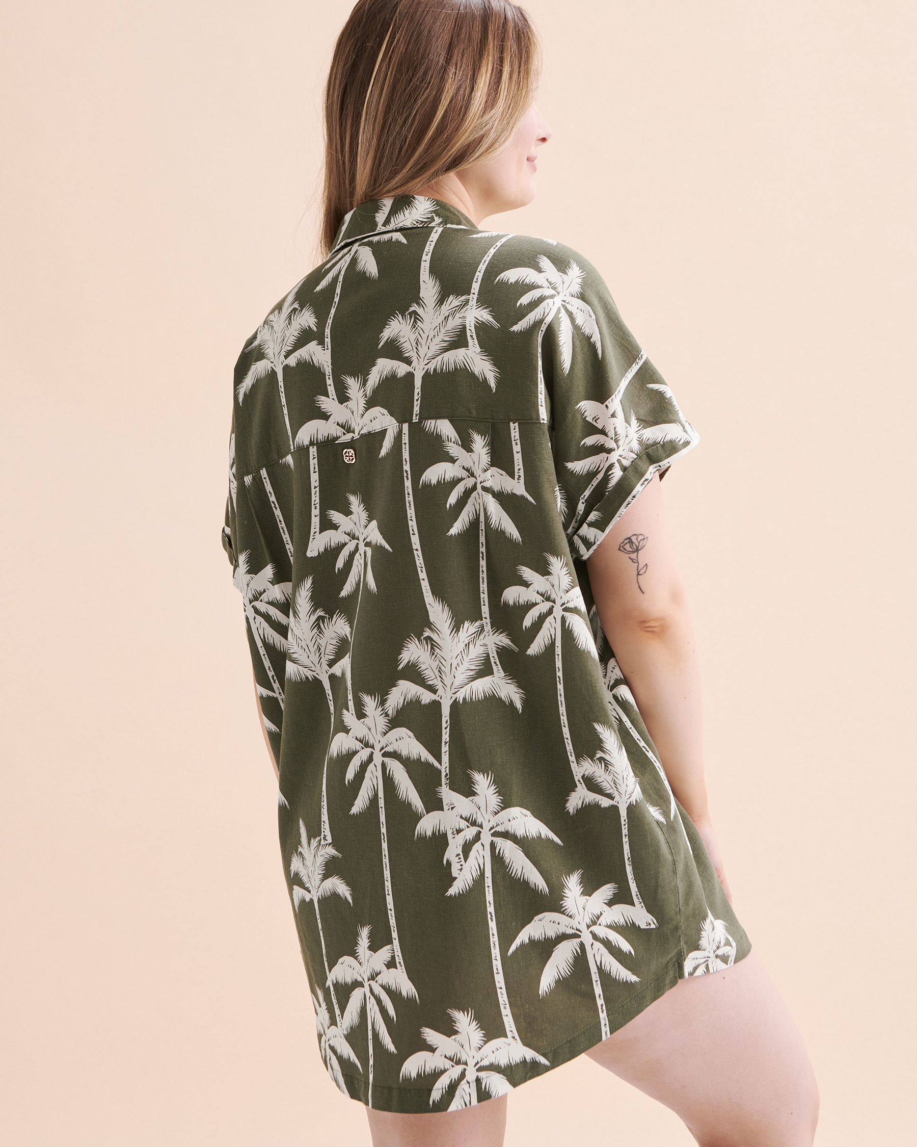 TURQUOISE COUTURE Short Sleeve Long Shirt Khaki Palm Tree 02100022 - View2