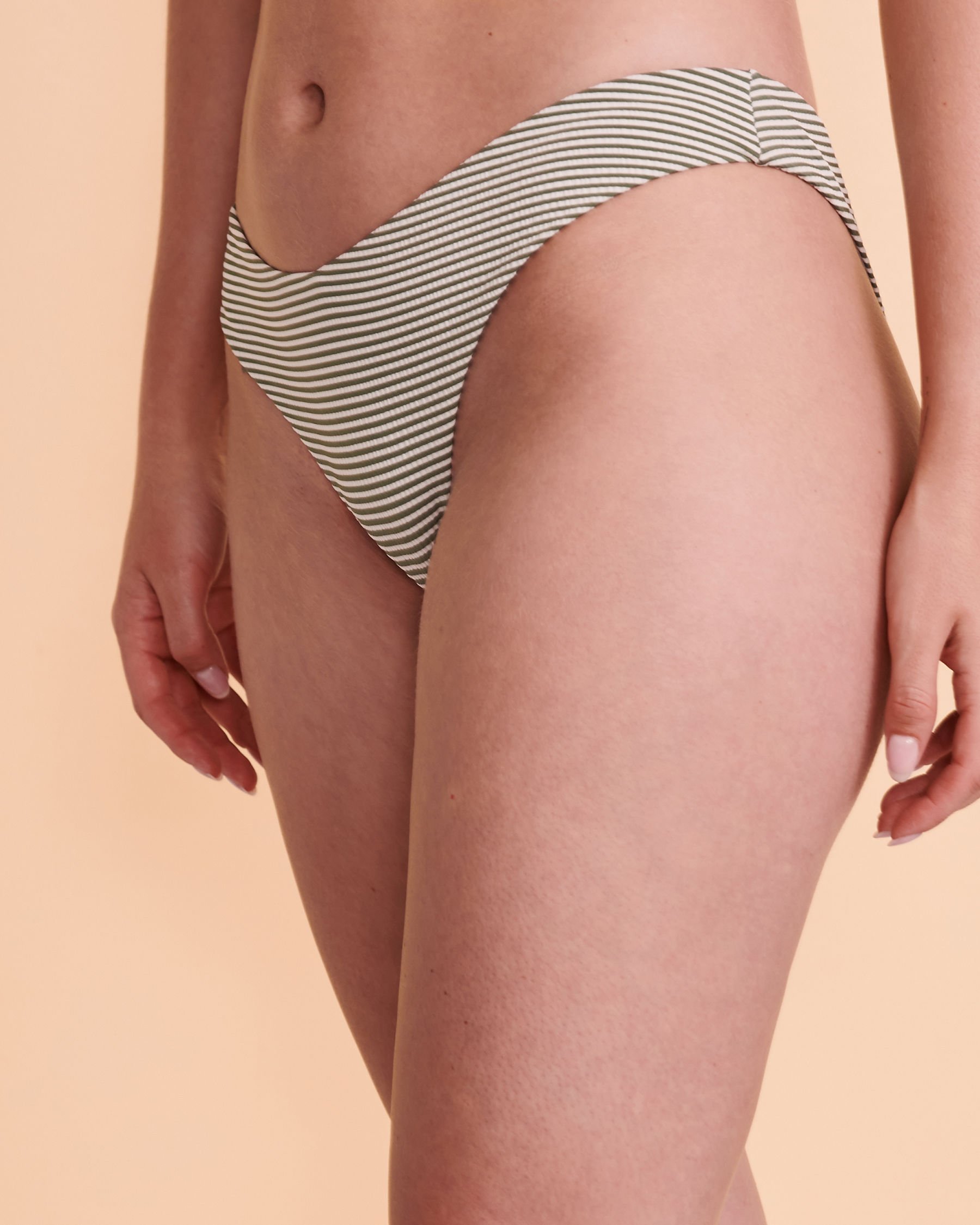 TROPIK SEERSUCKER Thong Bikini Bottom Ribbed stripes 01300039 - View1