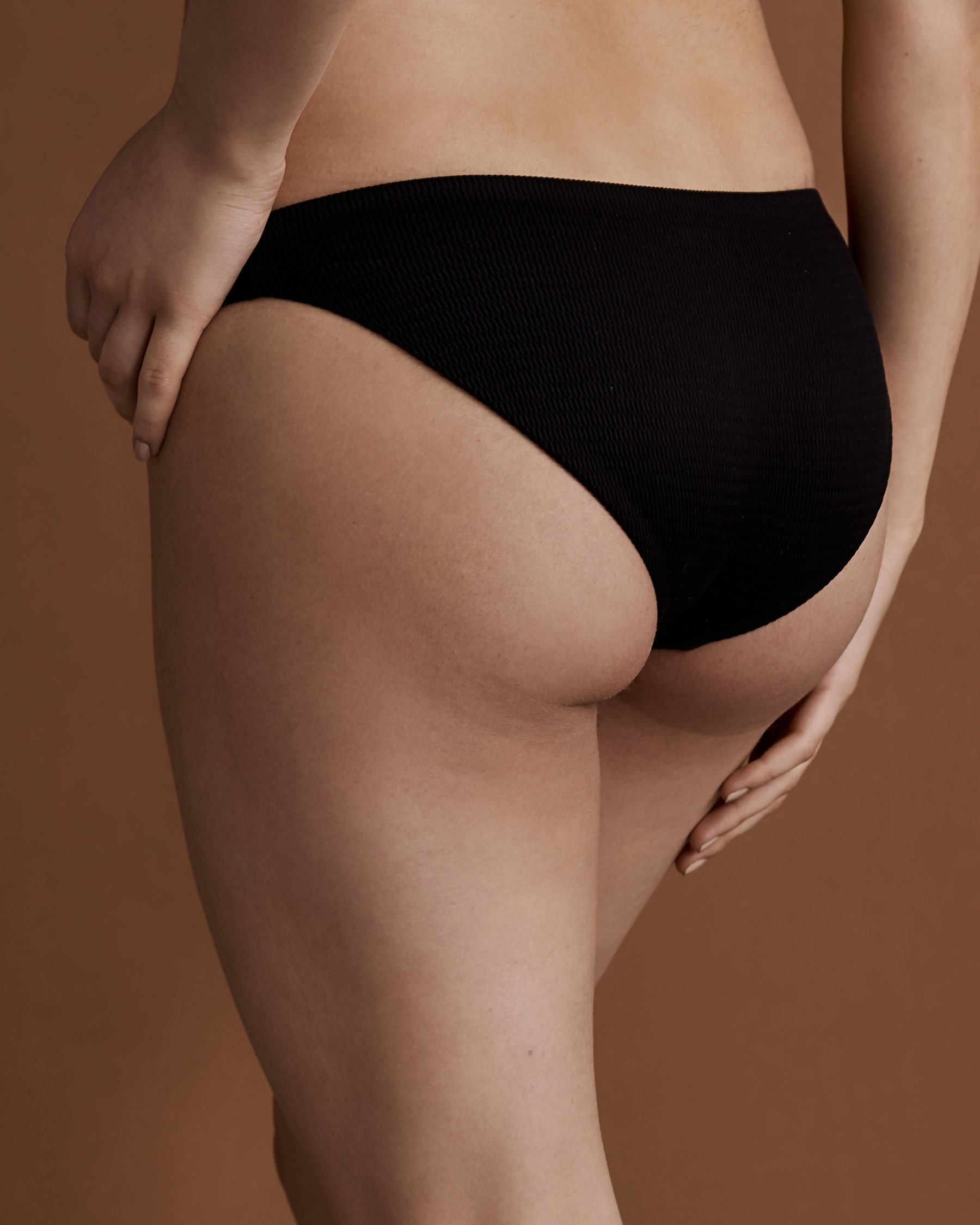 VITAMIN A Bas de bikini Midori ECOTEX Noir 160NB - Voir2