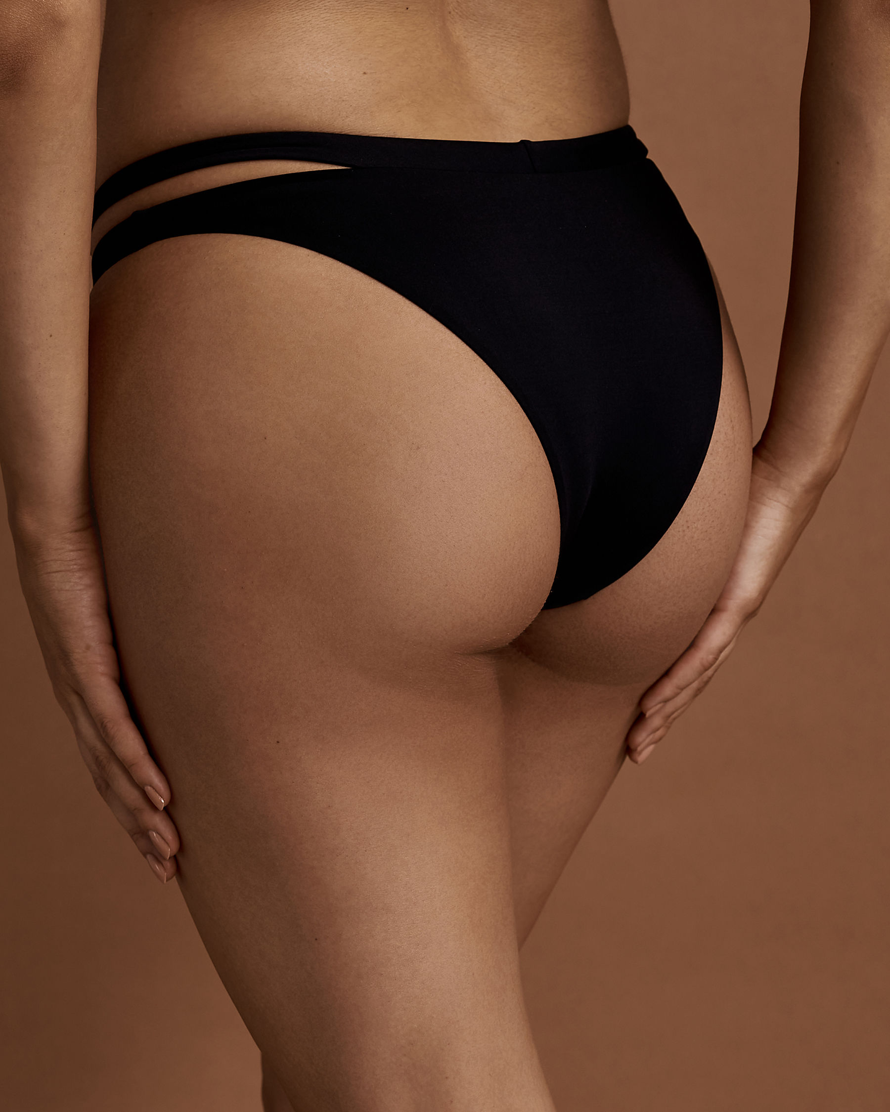 VITAMIN A Bas de bikini EMBER Noir 140B - Voir2