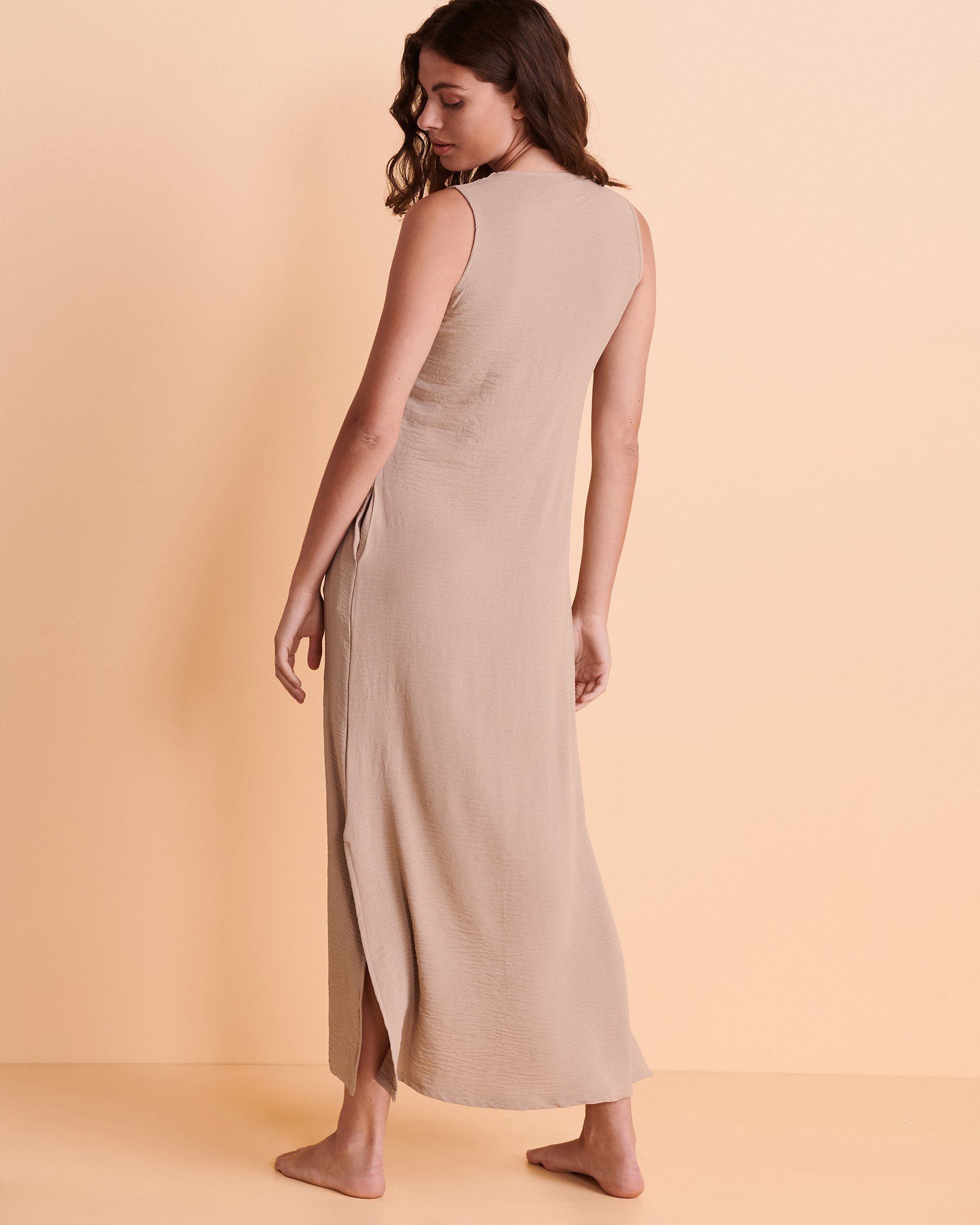 COVER ME Robe maxi sans manches Sable 22052576 - Voir2