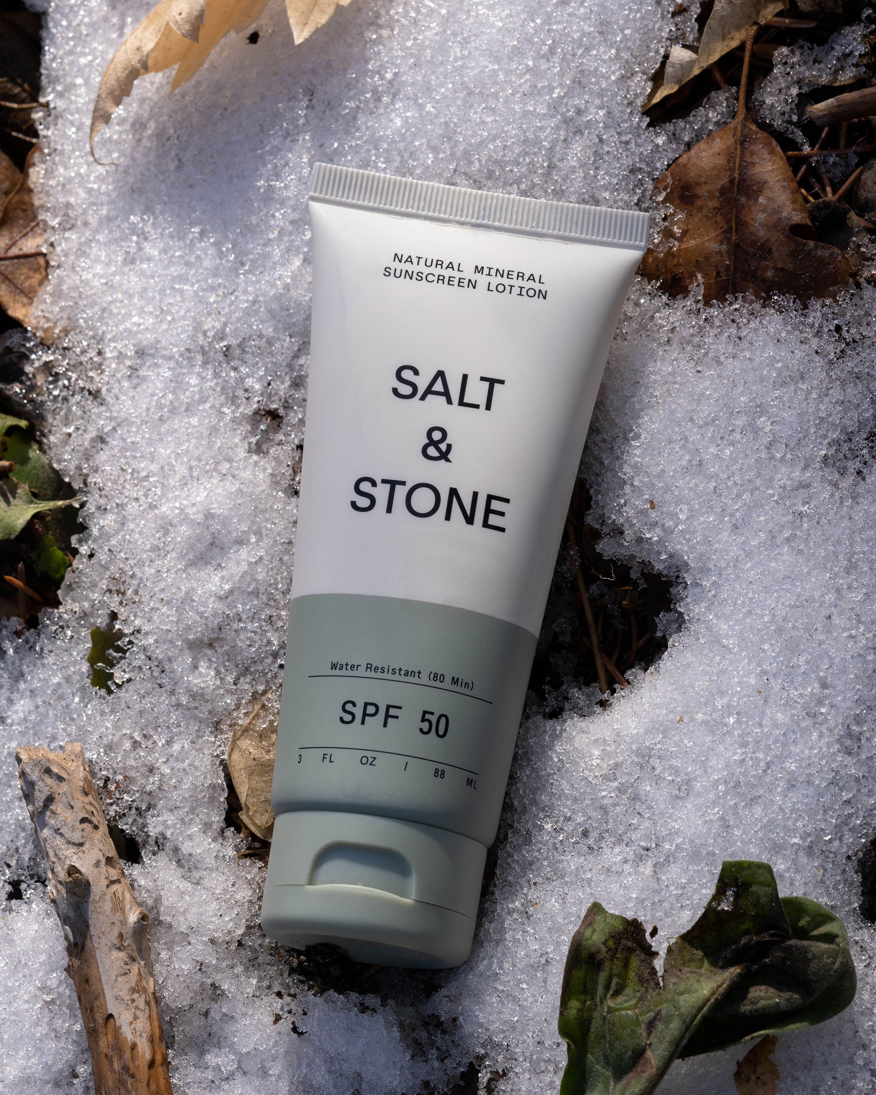 SALT & STONE Natural Mineral Sunscreen Lotion SPF 50 White SPF03 - View1