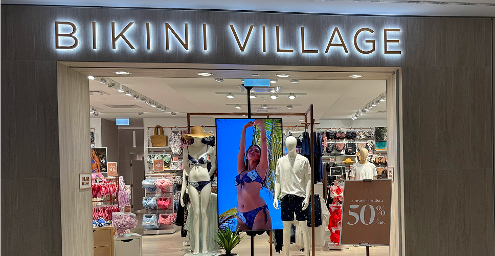 Devanture de la boutique à la Place Montréal Trust - Bikini Village