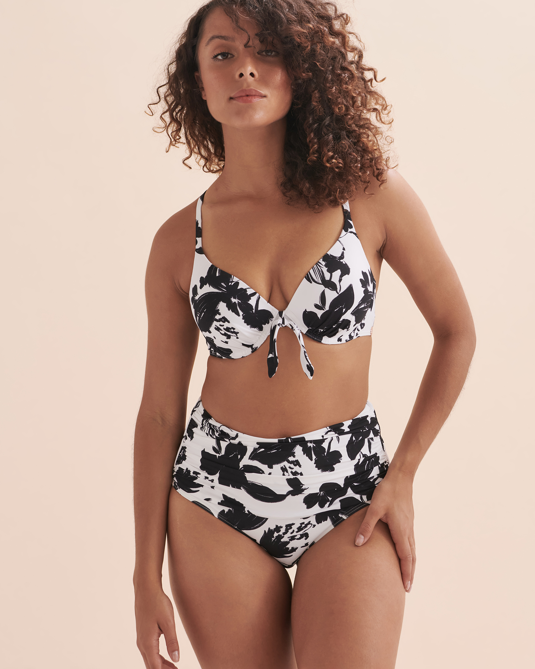 TURQUOISE COUTURE Black & White Abstract Push-up Plunge Bikini Top Black & white floral 01100221 - View3