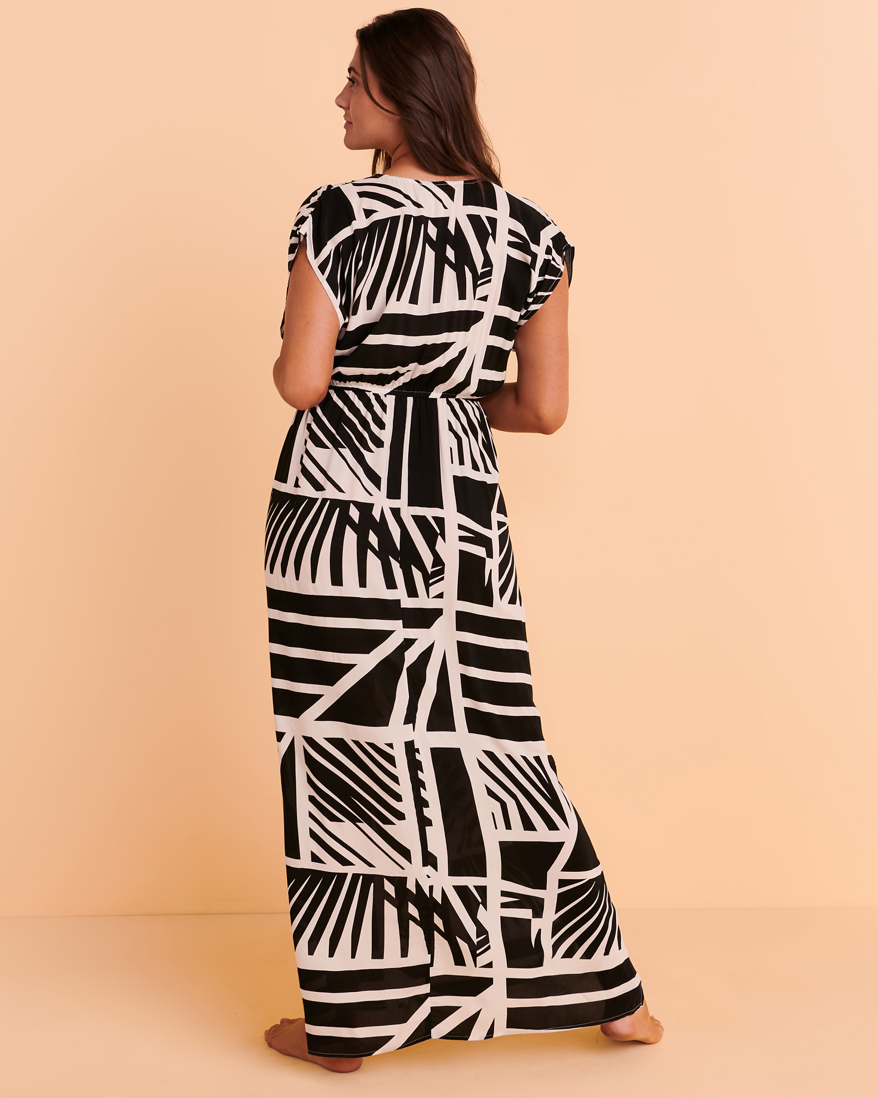 ELAN Maxi Deep V-neck Dress Black and white print RYP5014 - View2